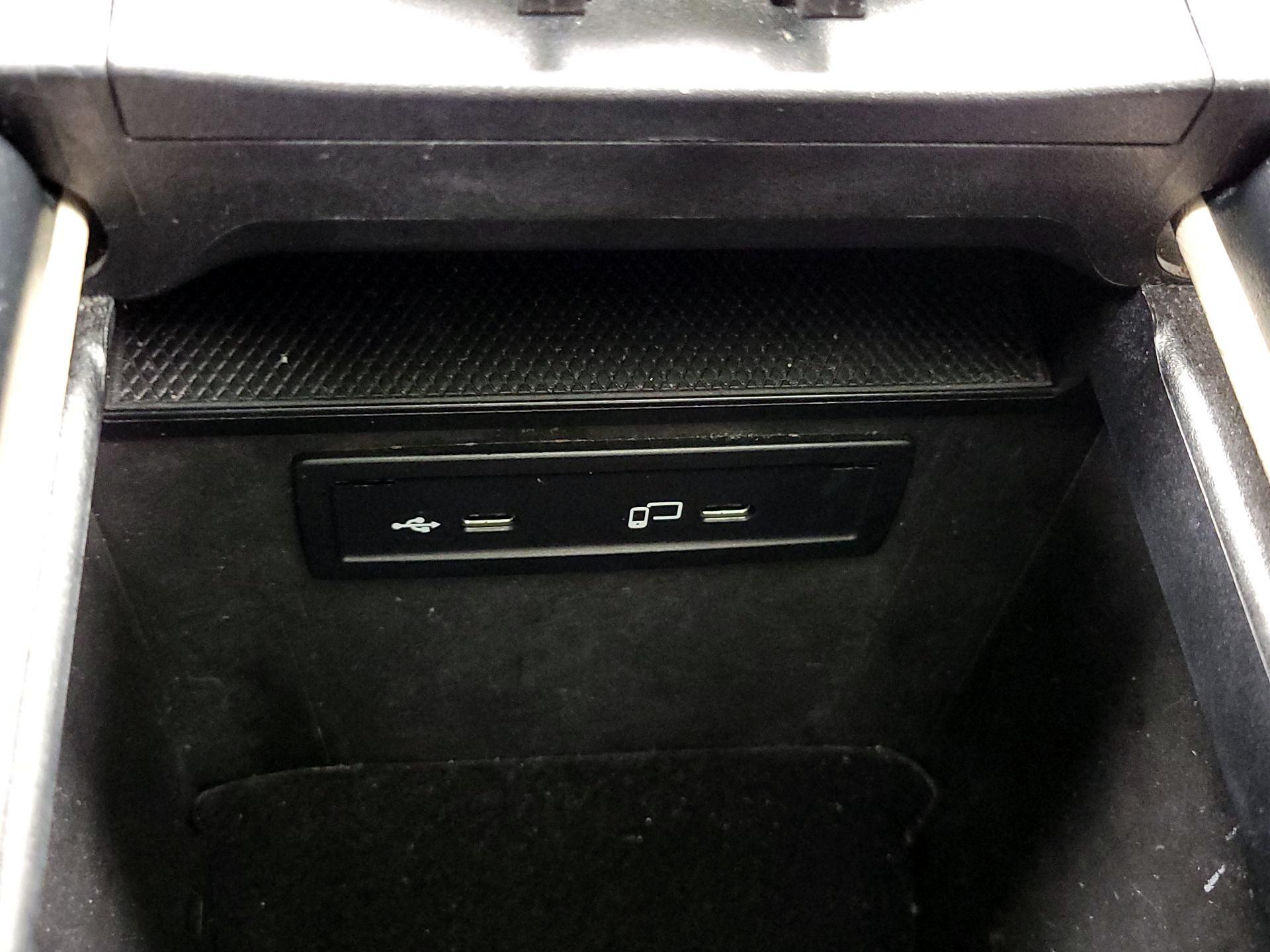 Thumbnail: 2022 Mercedes-Benz GLC - 18