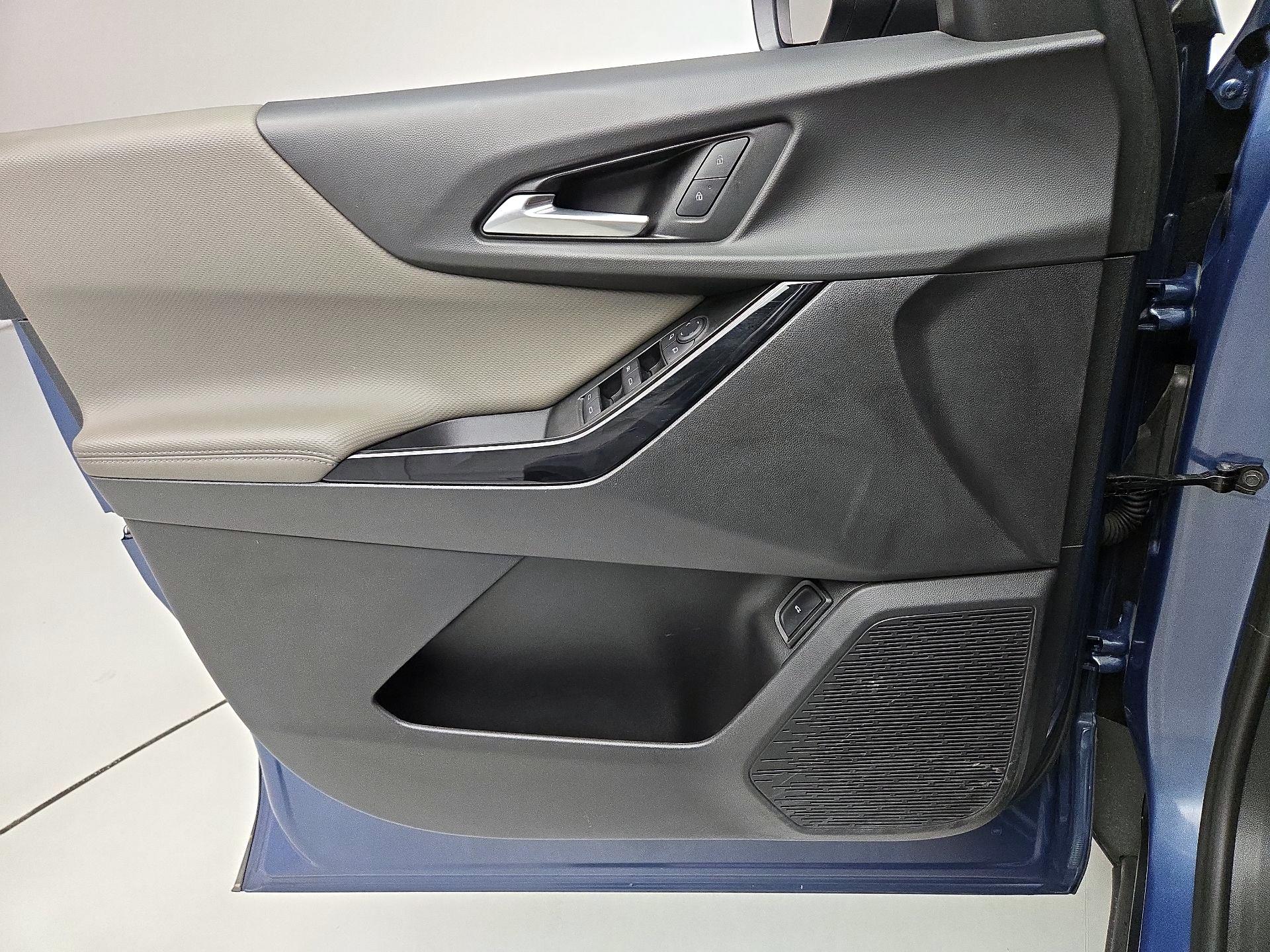 Thumbnail: 2025 Chevrolet Equinox - 12