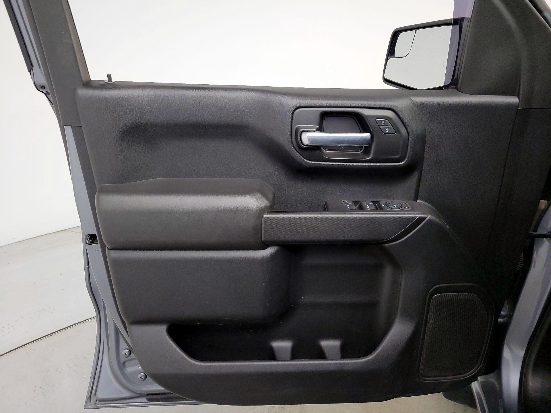 Thumbnail: 2021 Chevrolet Silverado 1500 - 12