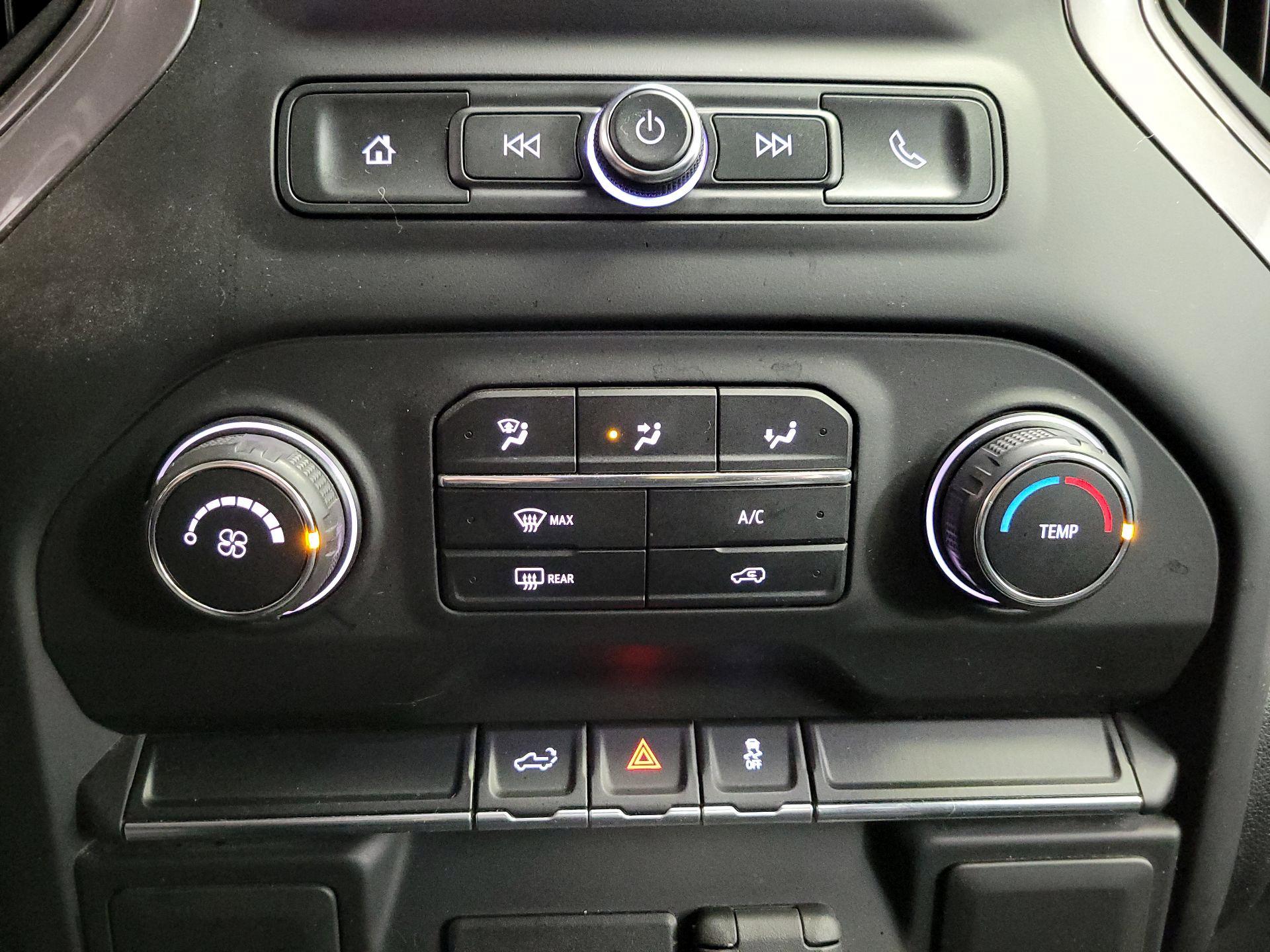 Thumbnail: 2021 Chevrolet Silverado 1500 - 16