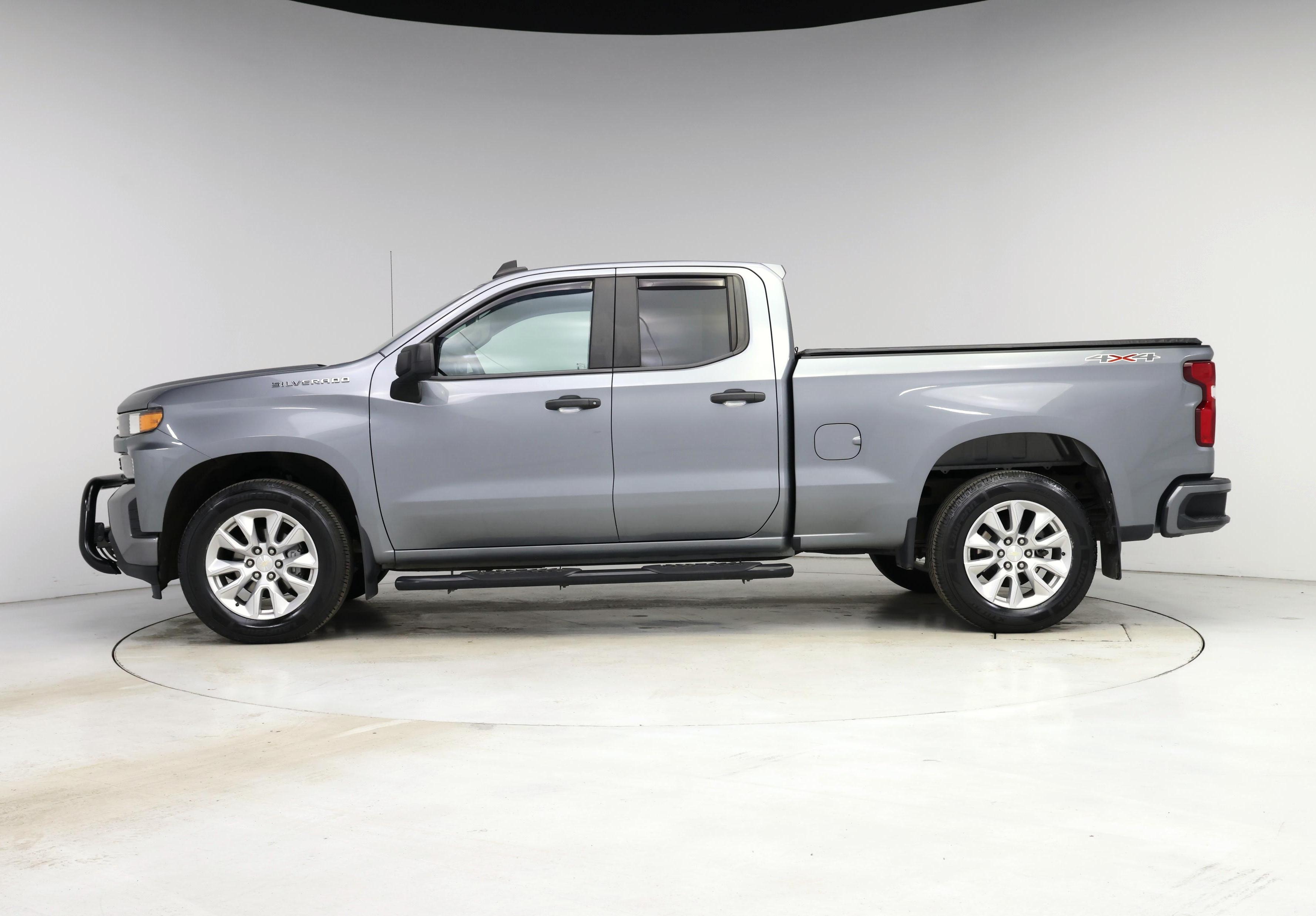 Thumbnail: 2021 Chevrolet Silverado 1500 - 3