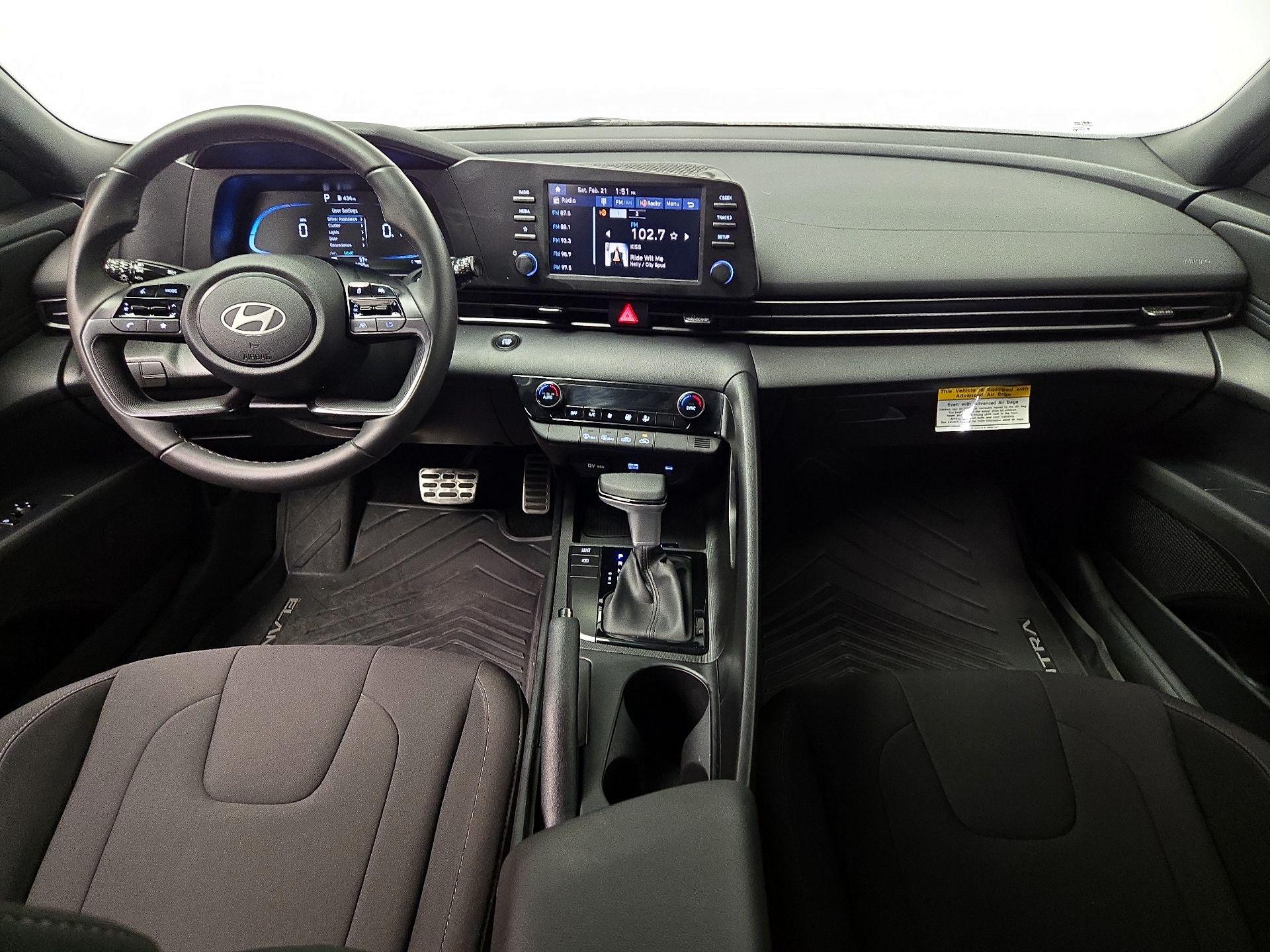 Thumbnail: 2025 Hyundai Elantra - 9