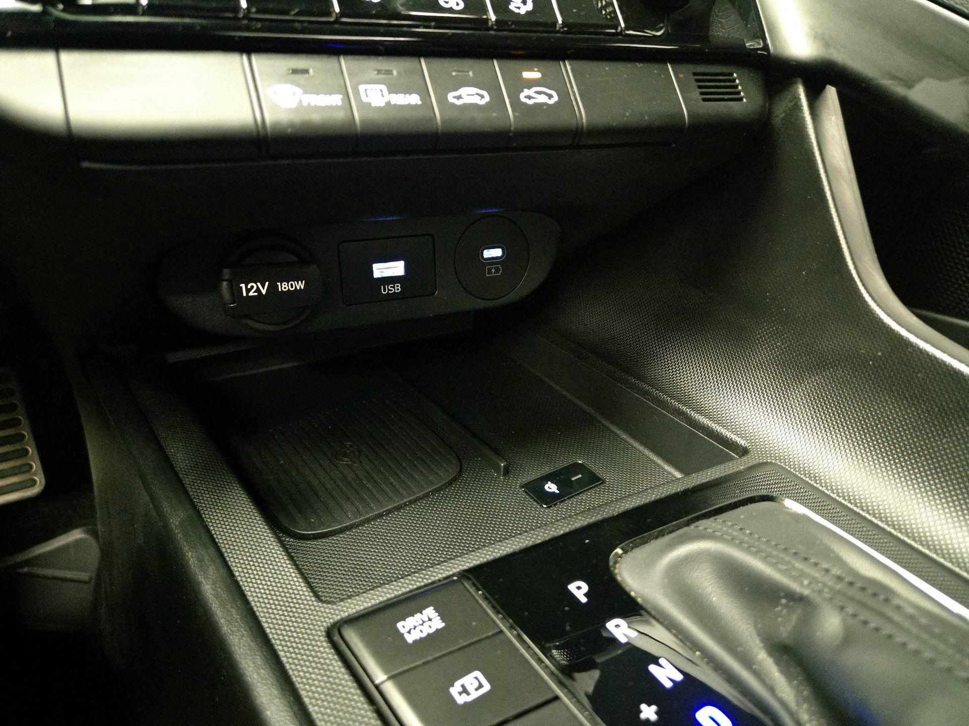 Thumbnail: 2025 Hyundai Elantra - 18