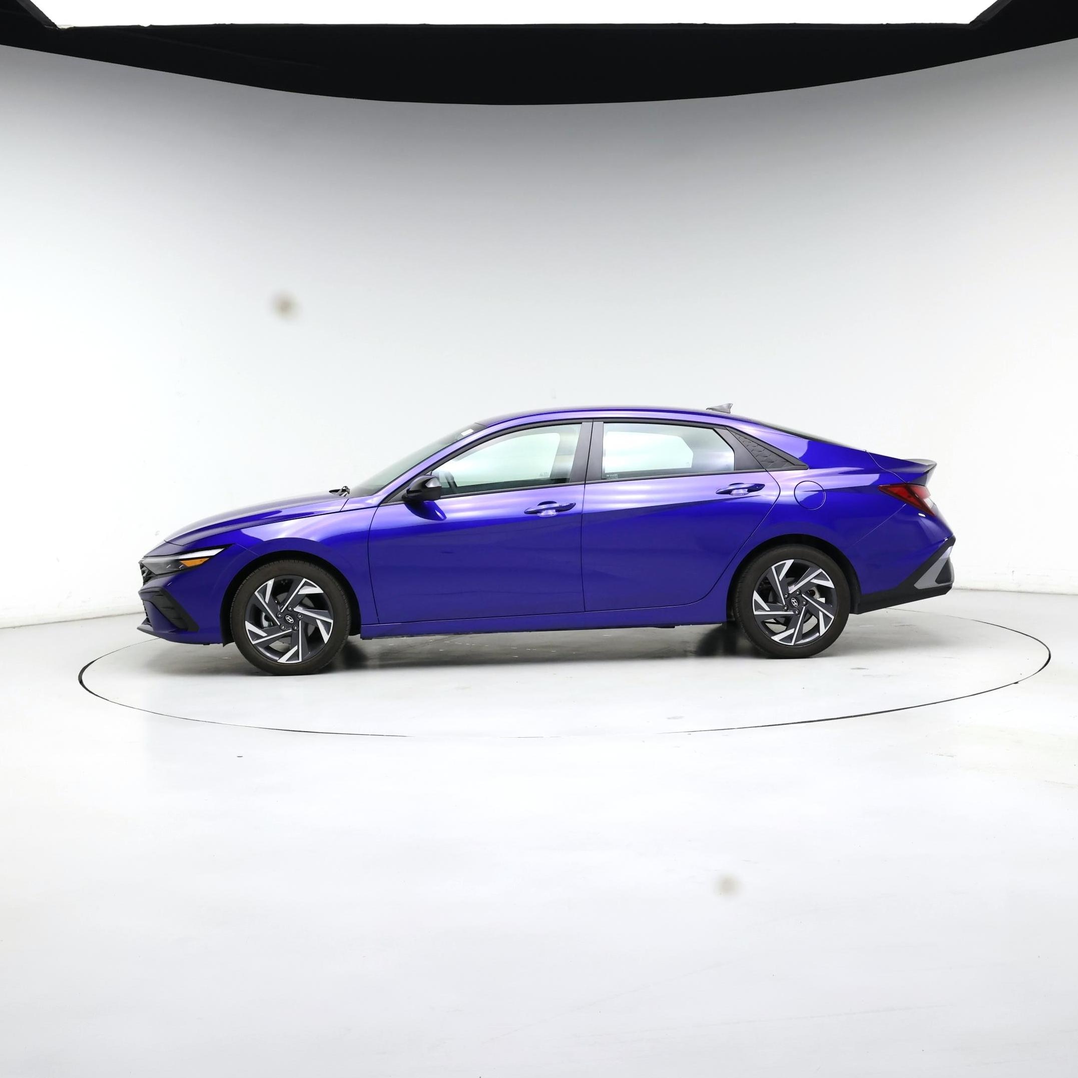 Thumbnail: 2025 Hyundai Elantra - 3