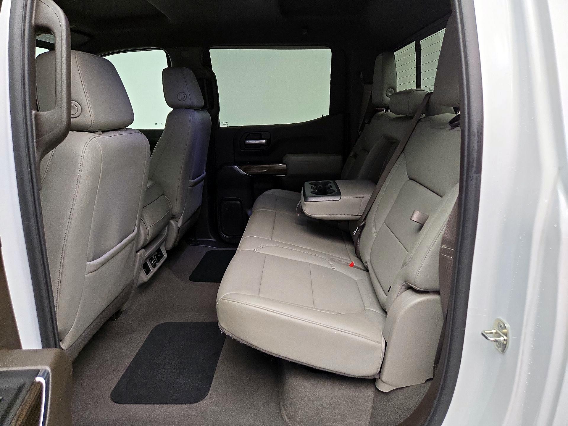 Thumbnail: 2020 Chevrolet Silverado 1500 - 19