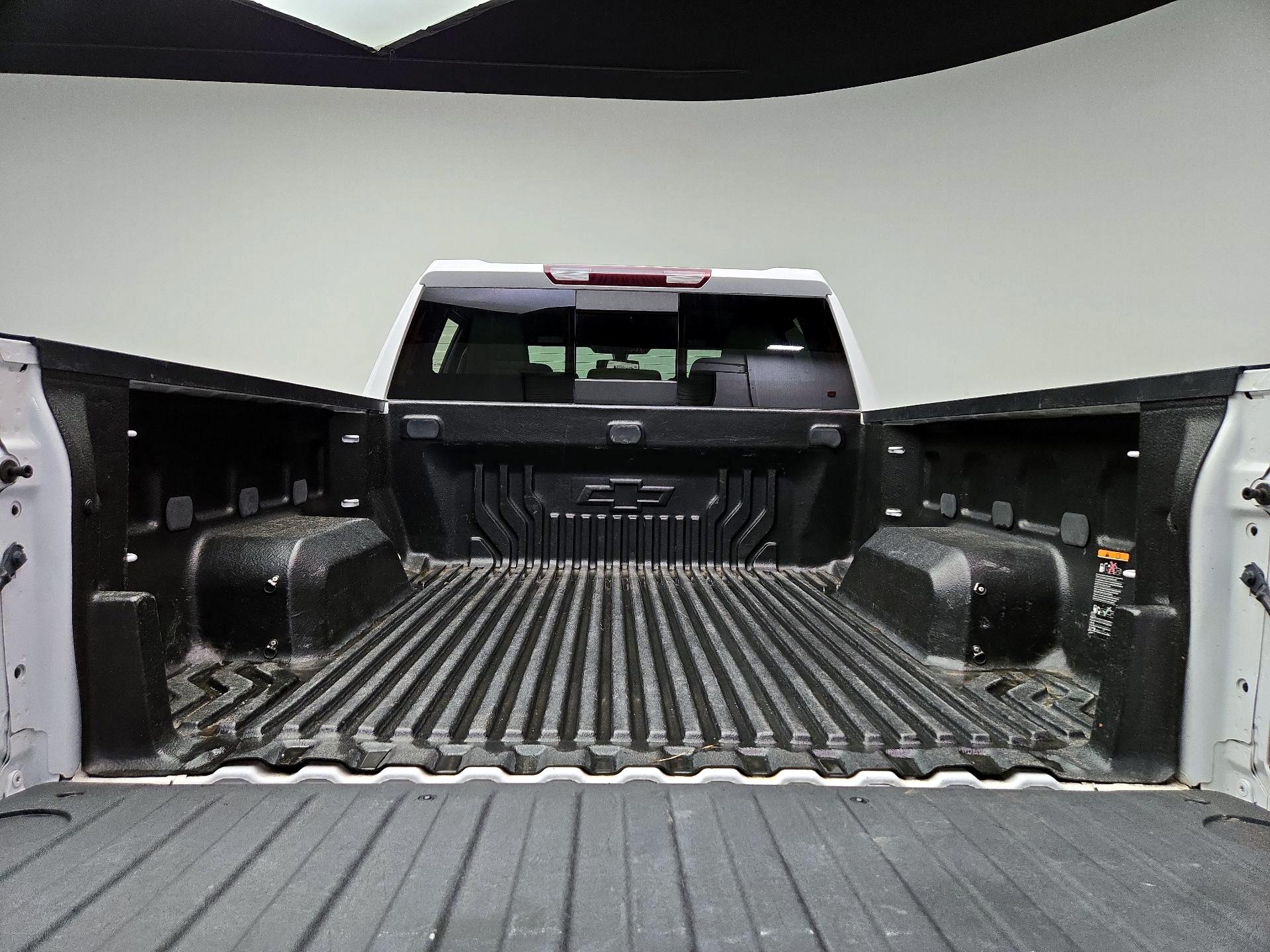 Thumbnail: 2020 Chevrolet Silverado 1500 - 20