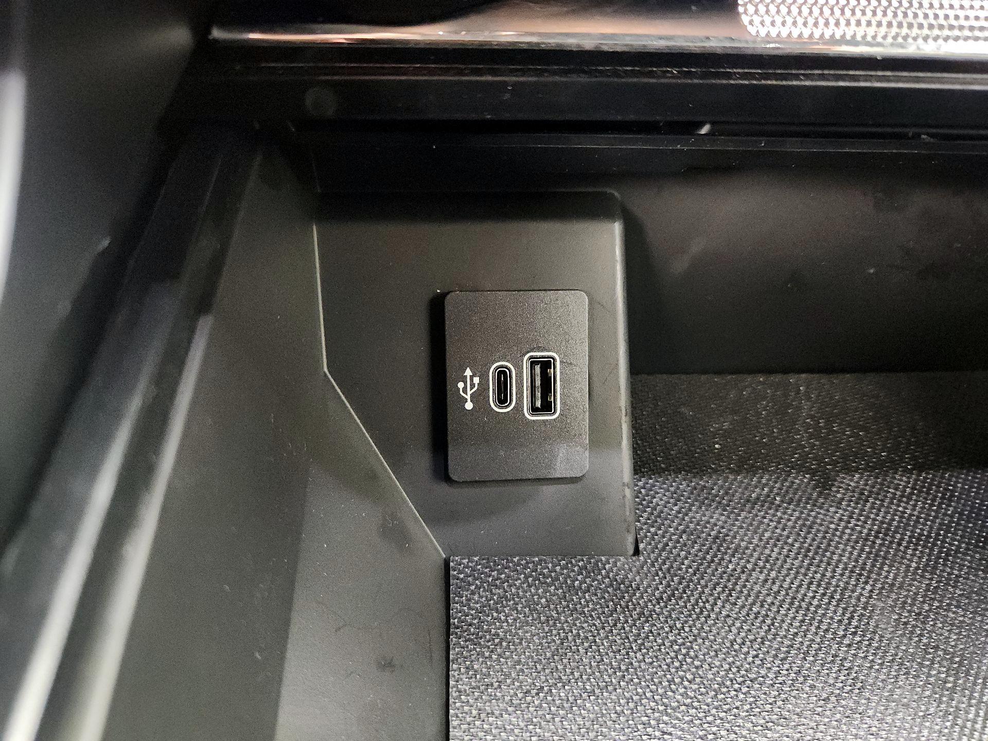 Thumbnail: 2025 Ford F-150 - 18