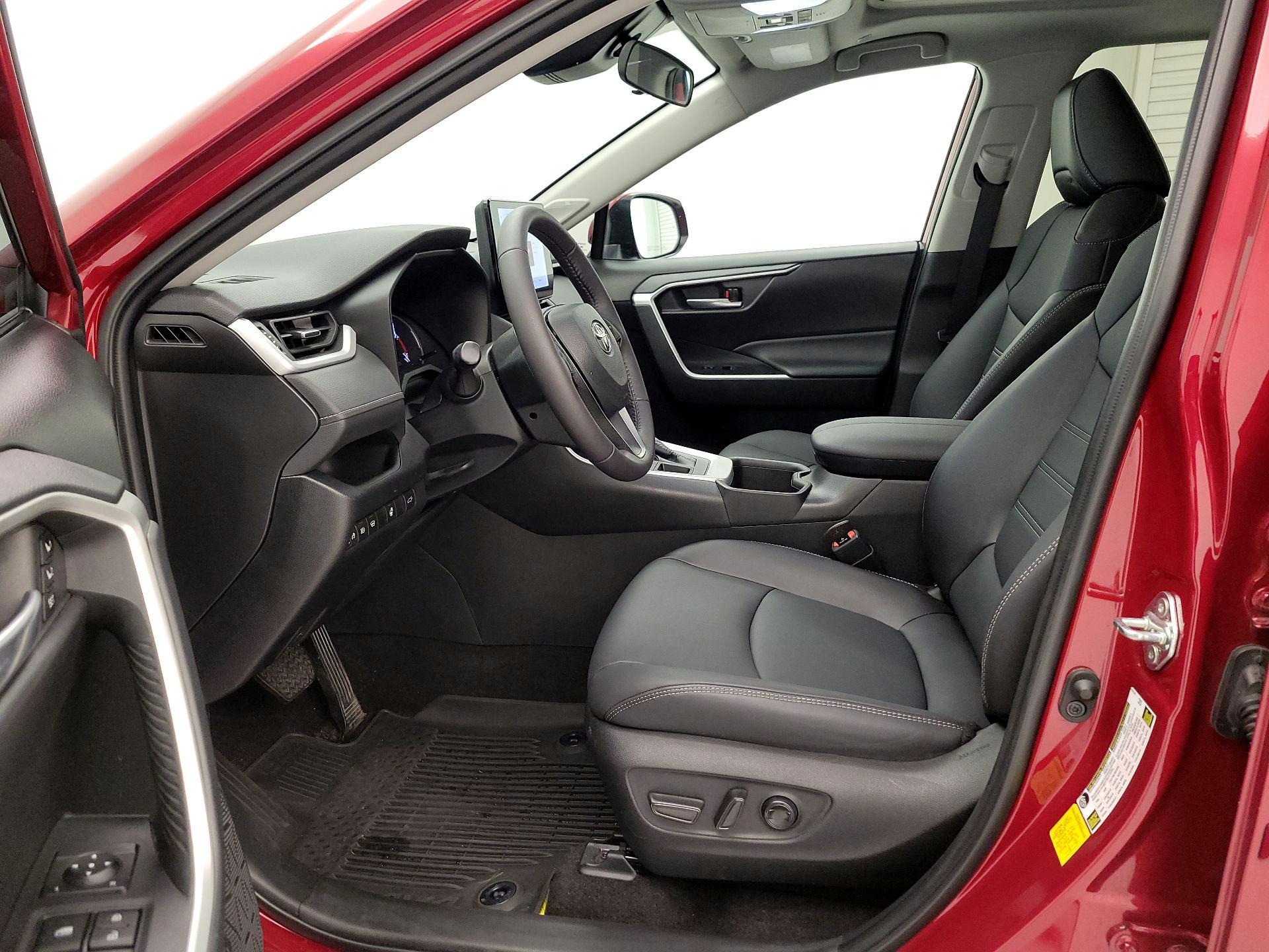 Thumbnail: 2023 Toyota RAV4 - 11