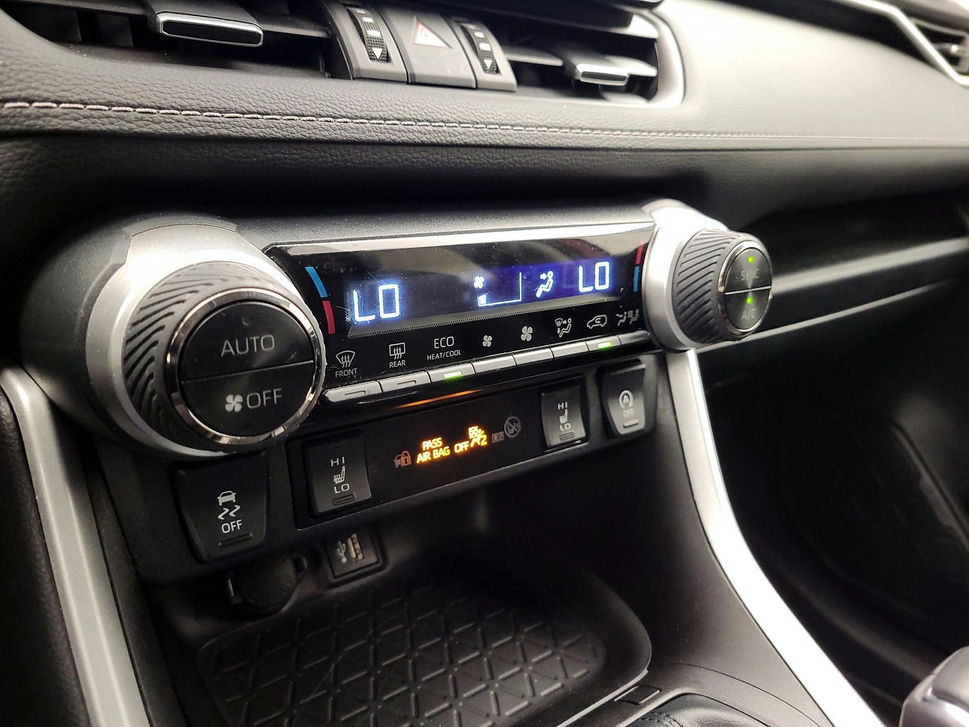 Thumbnail: 2023 Toyota RAV4 - 16