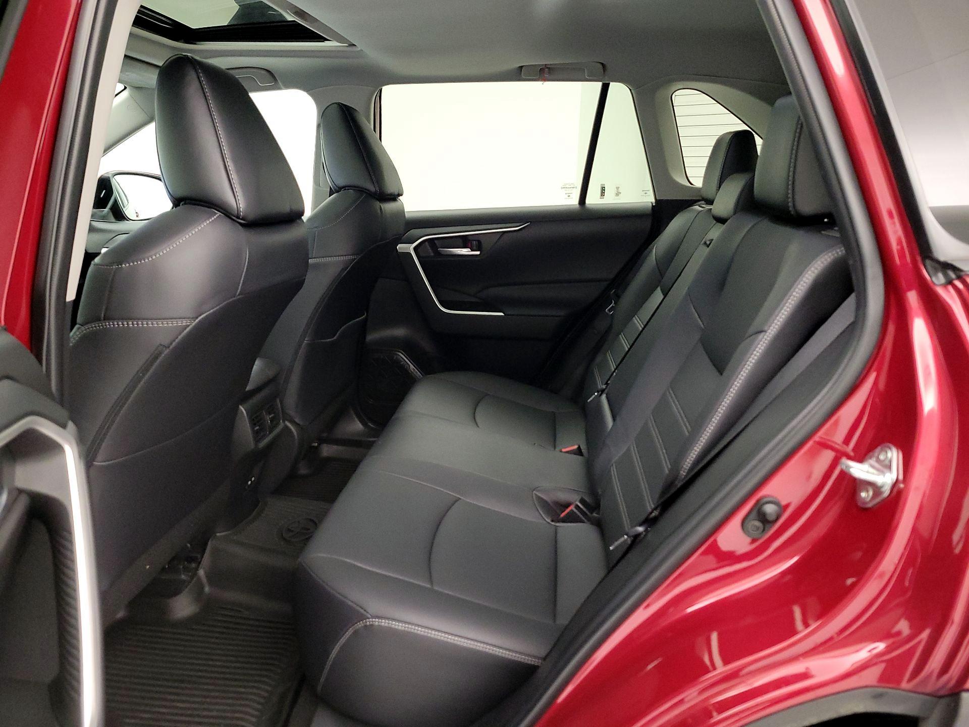 Thumbnail: 2023 Toyota RAV4 - 20