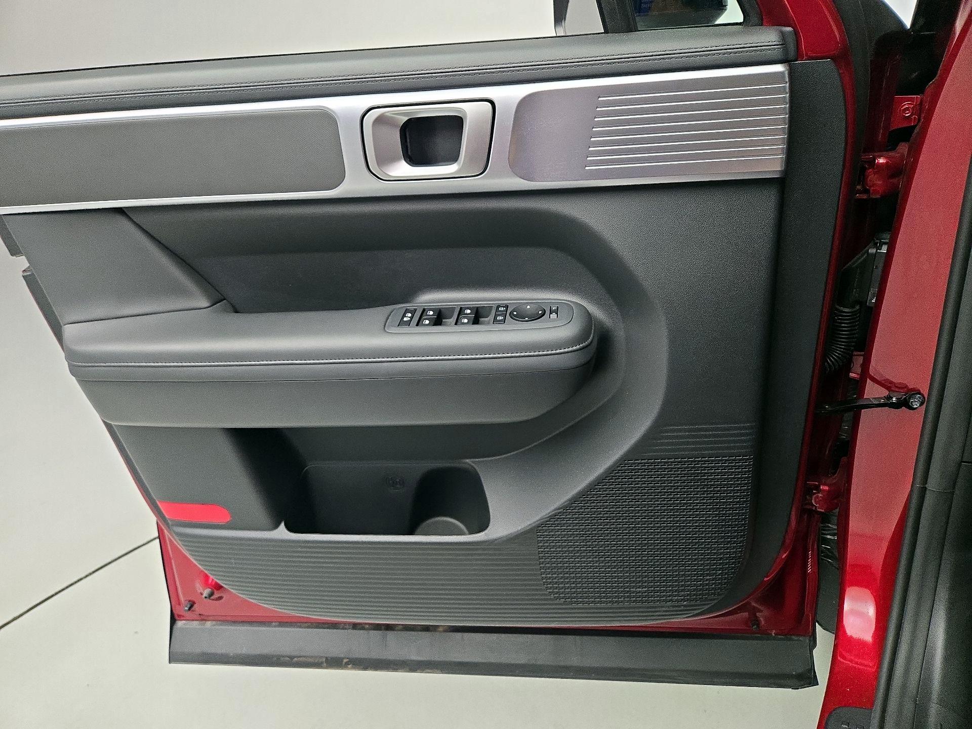 Thumbnail: 2025 Hyundai Santa Fe - 12