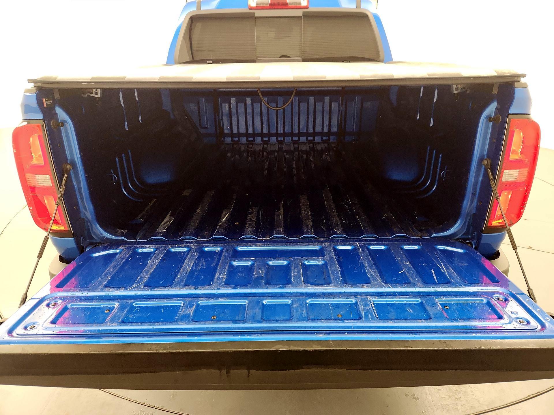 Thumbnail: 2021 Chevrolet Colorado - 20