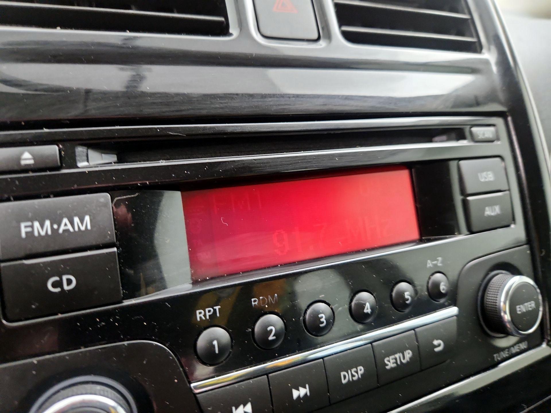 Thumbnail: 2015 Nissan Versa Note - 14