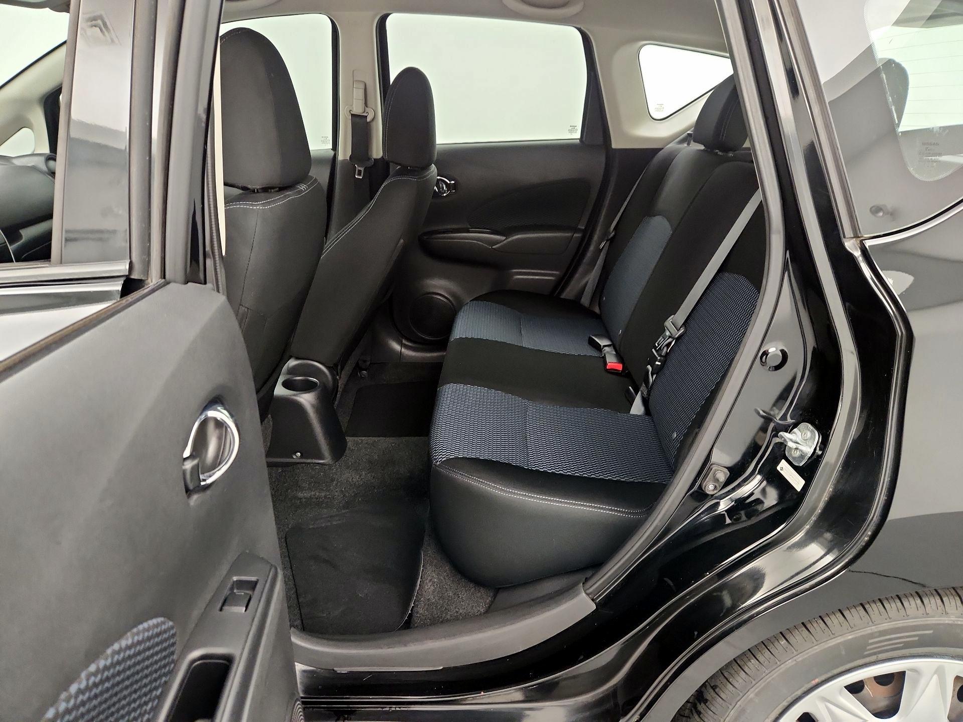 Thumbnail: 2015 Nissan Versa Note - 18