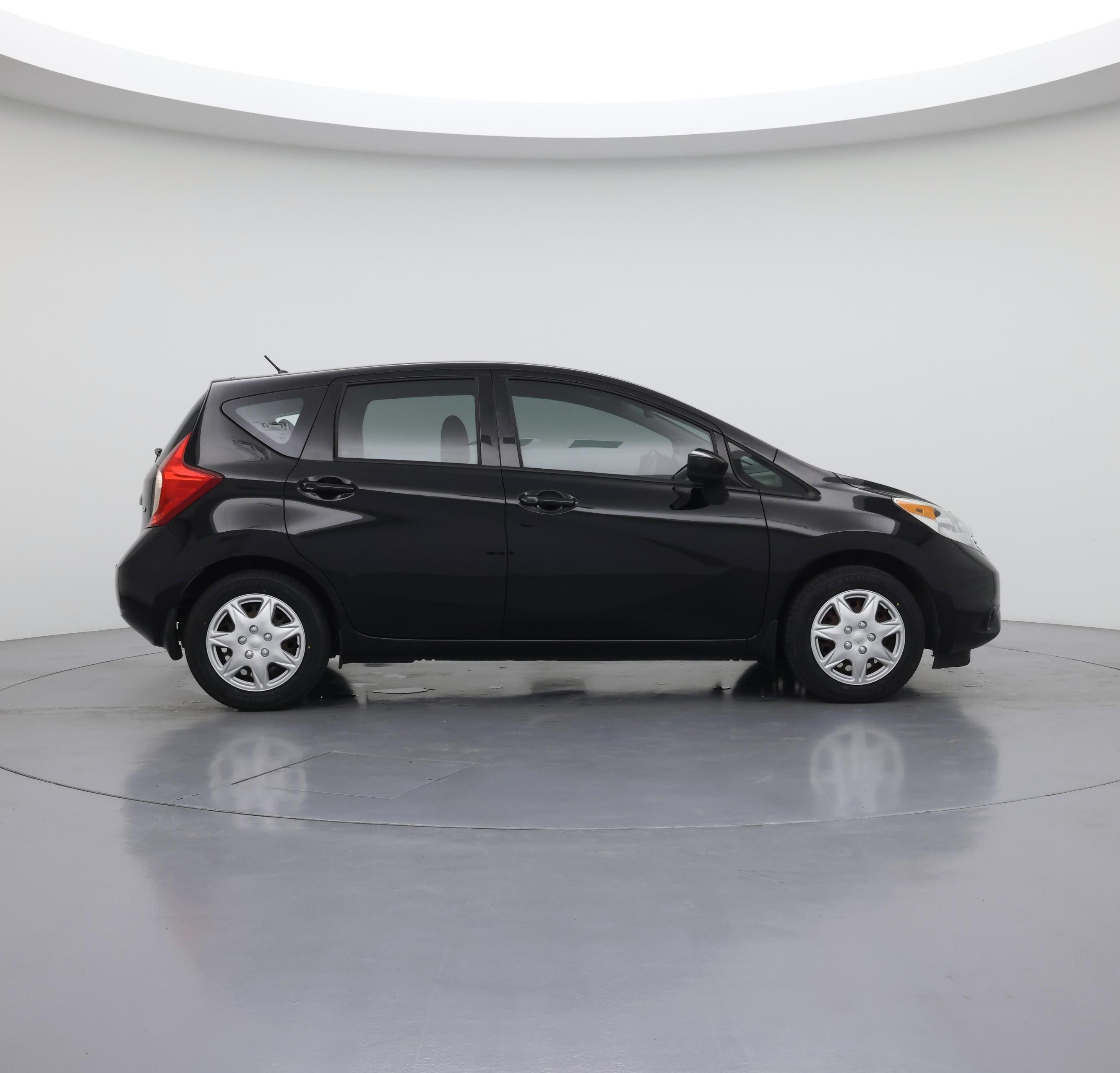 Thumbnail: 2015 Nissan Versa Note - 7