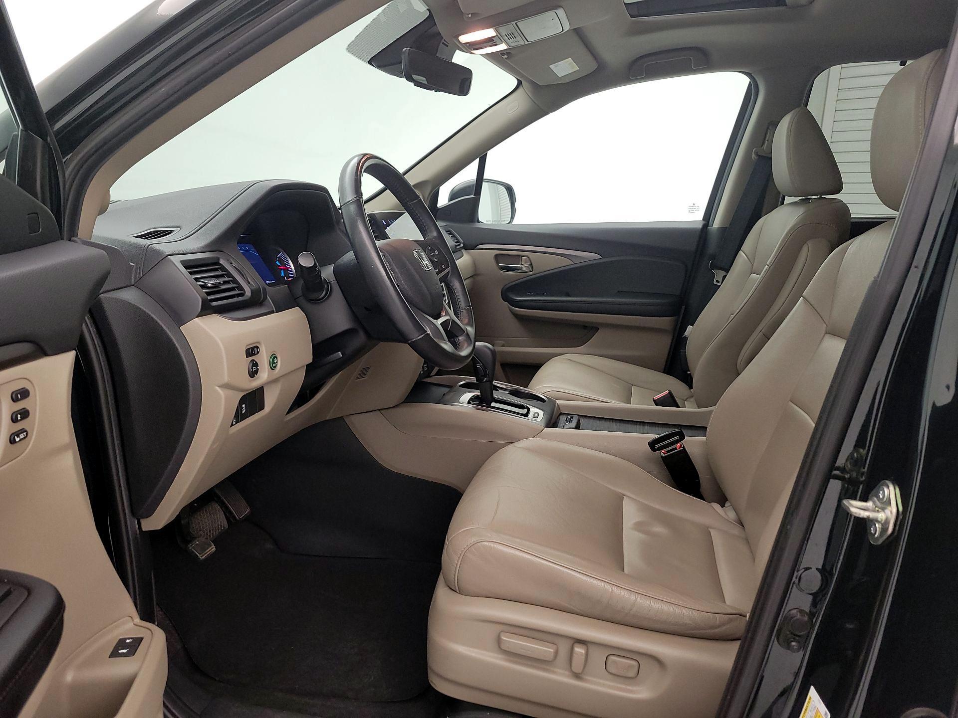 Thumbnail: 2020 Honda Pilot - 11