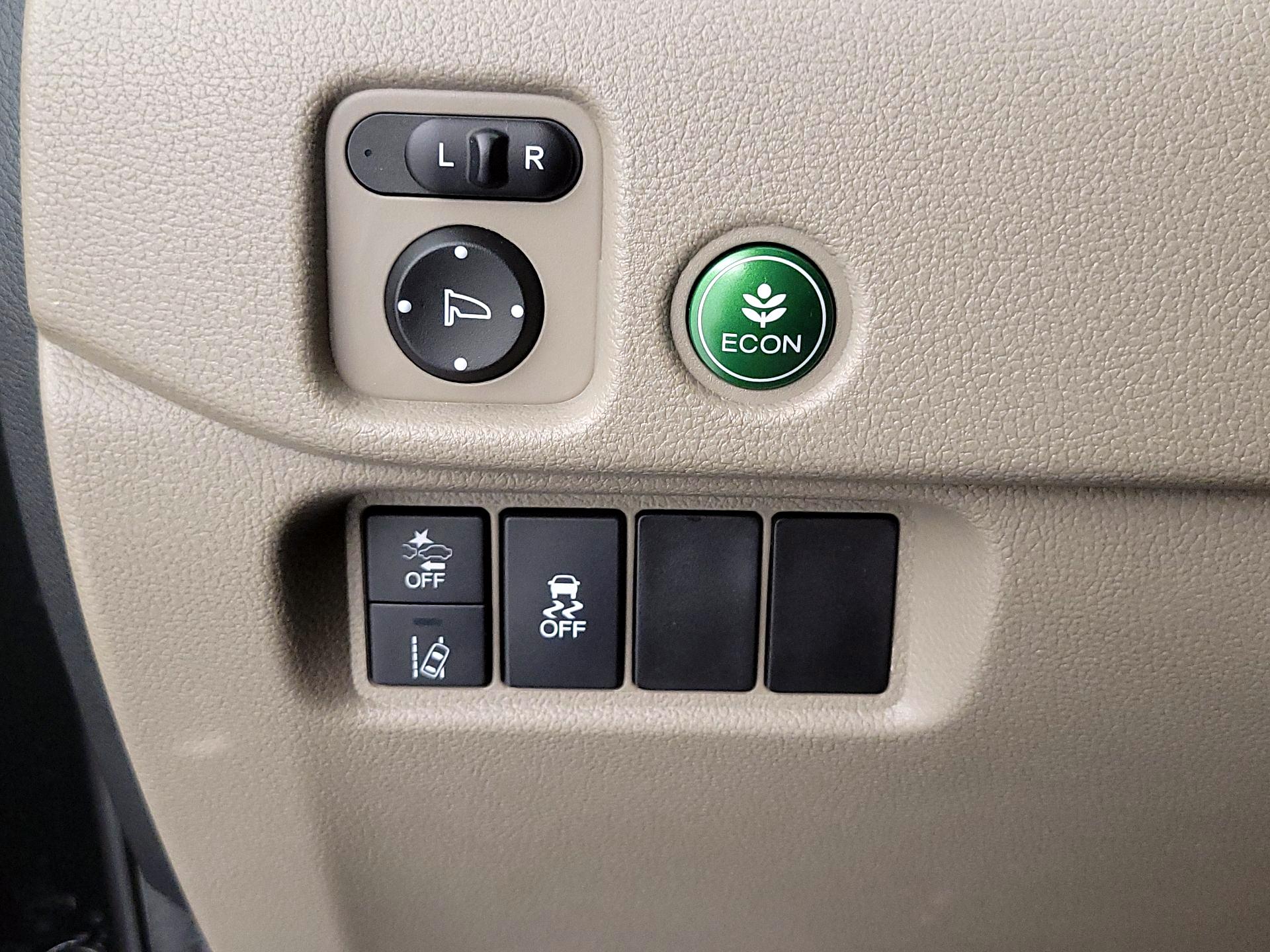 Thumbnail: 2020 Honda Pilot - 13