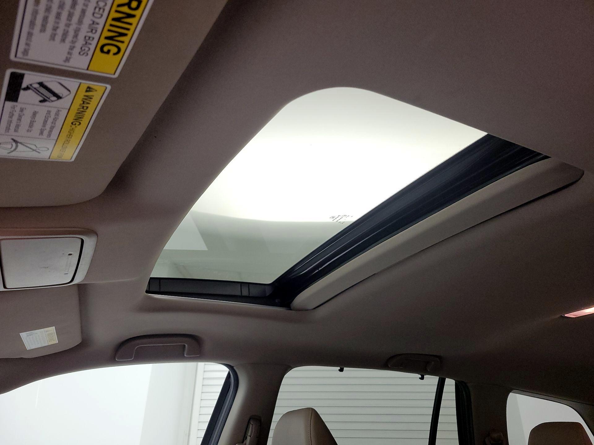 Thumbnail: 2020 Honda Pilot - 19