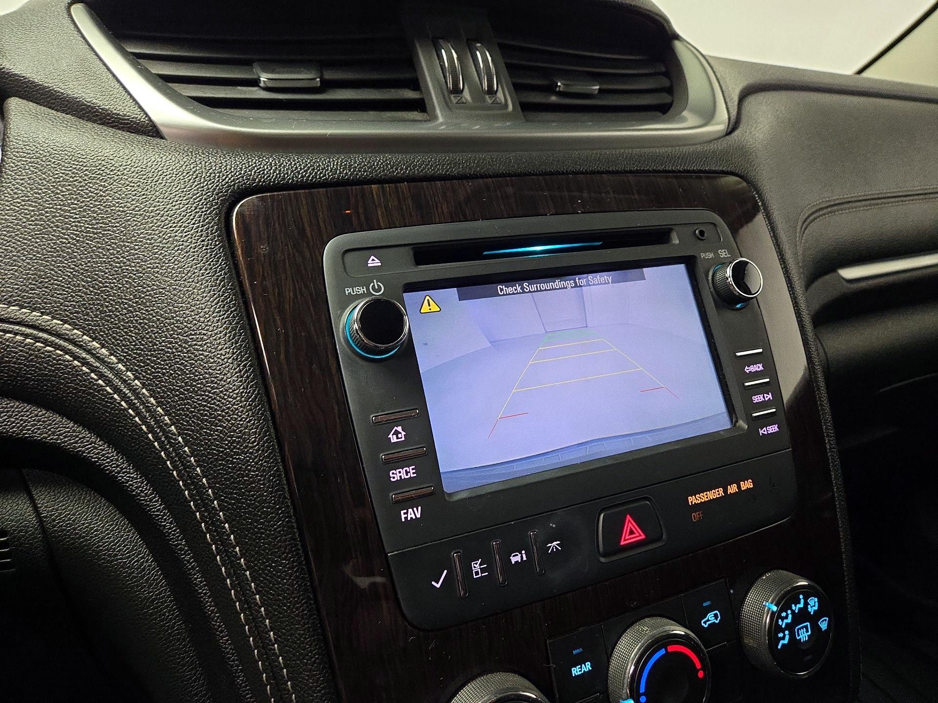 Thumbnail: 2015 Chevrolet Traverse - 14