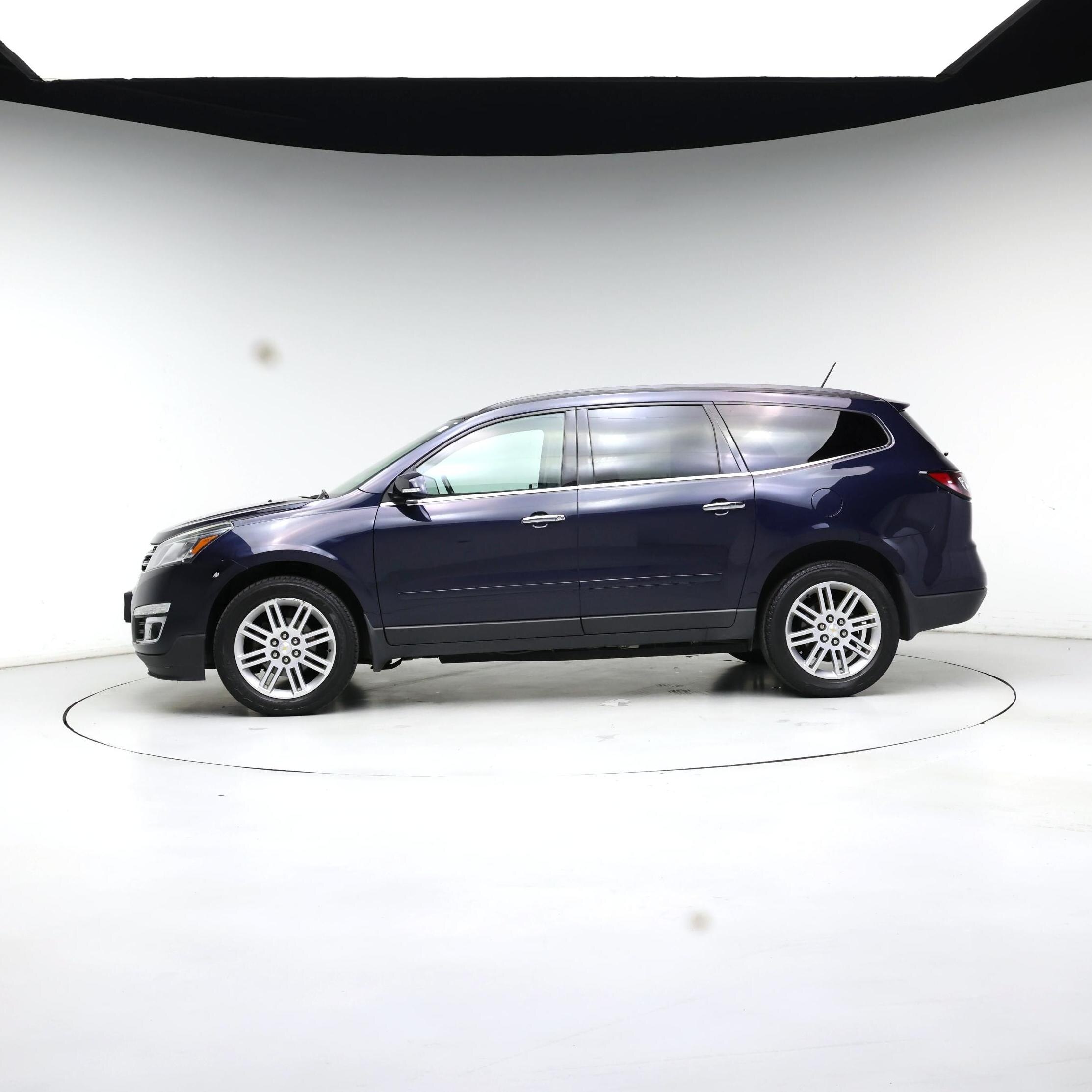 Thumbnail: 2015 Chevrolet Traverse - 3