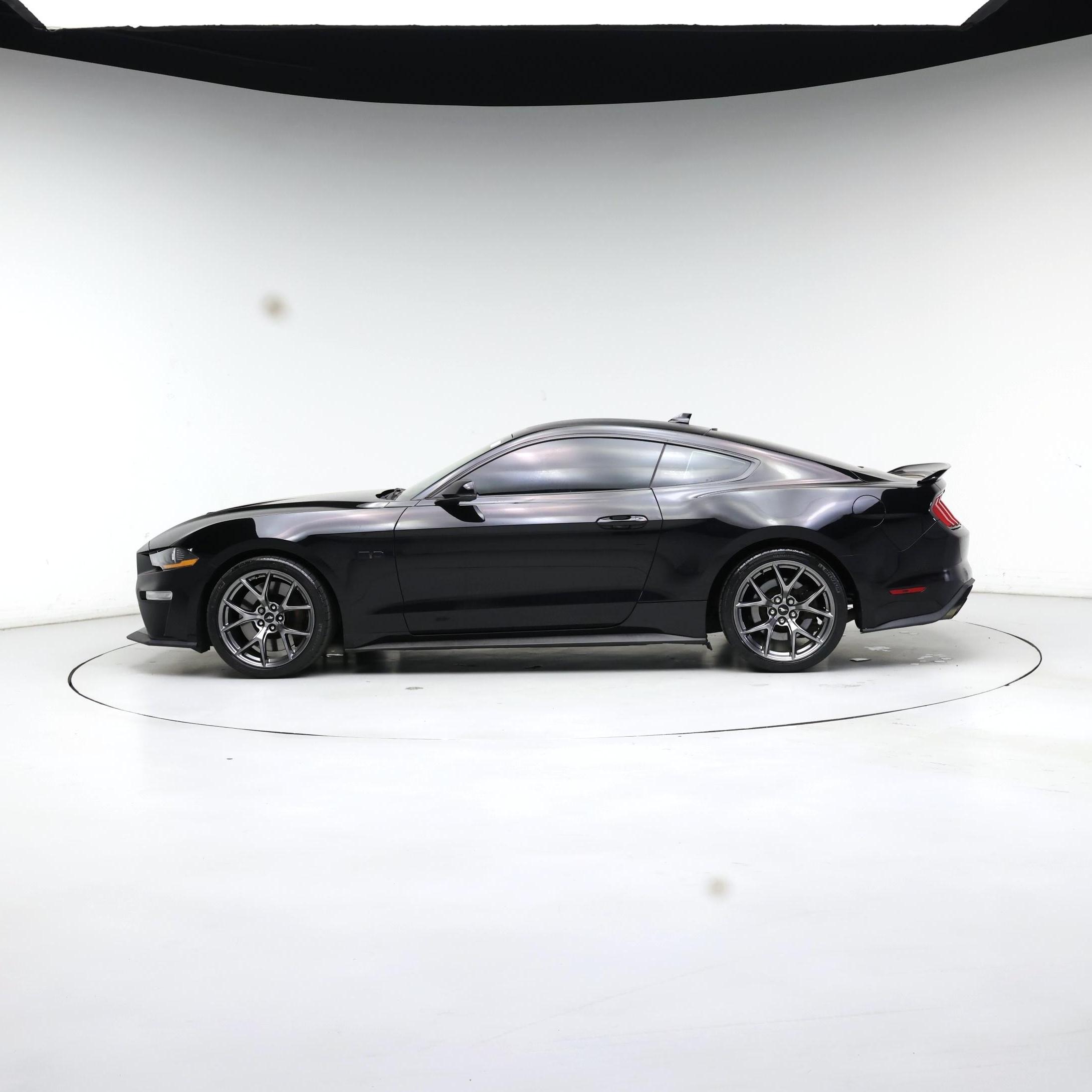 Thumbnail: 2020 Ford Mustang - 3