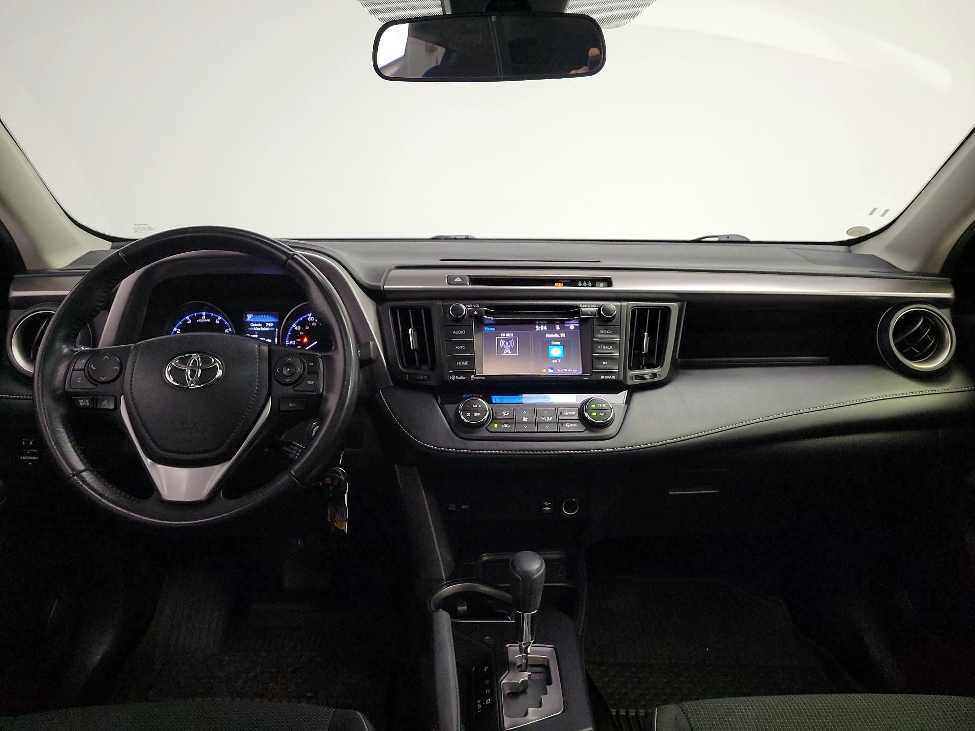 Thumbnail: 2017 Toyota RAV4 - 9