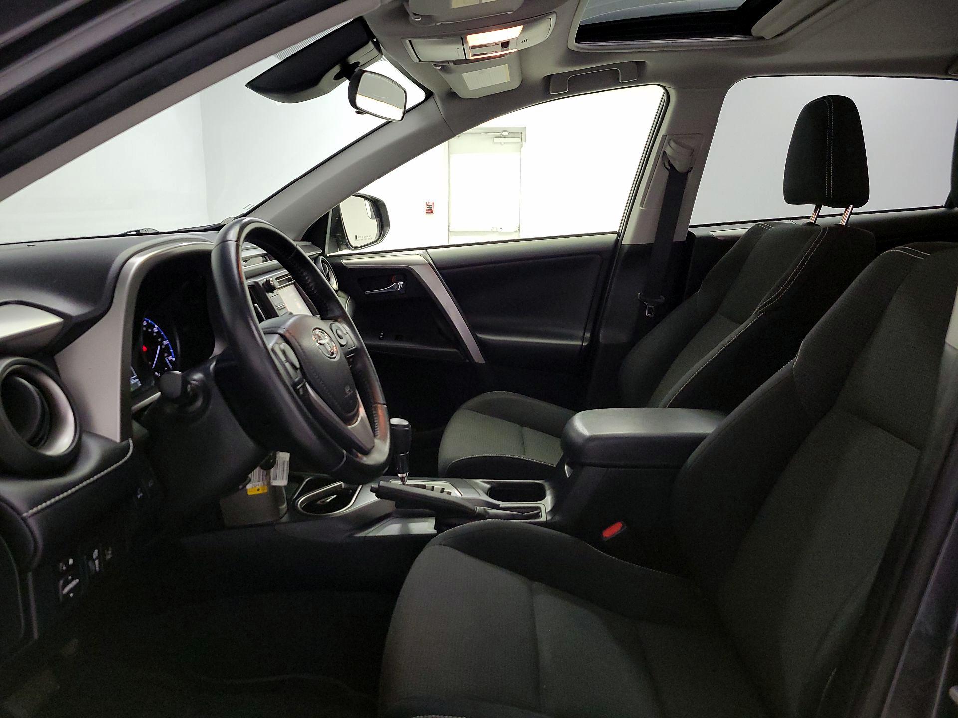 Thumbnail: 2017 Toyota RAV4 - 11