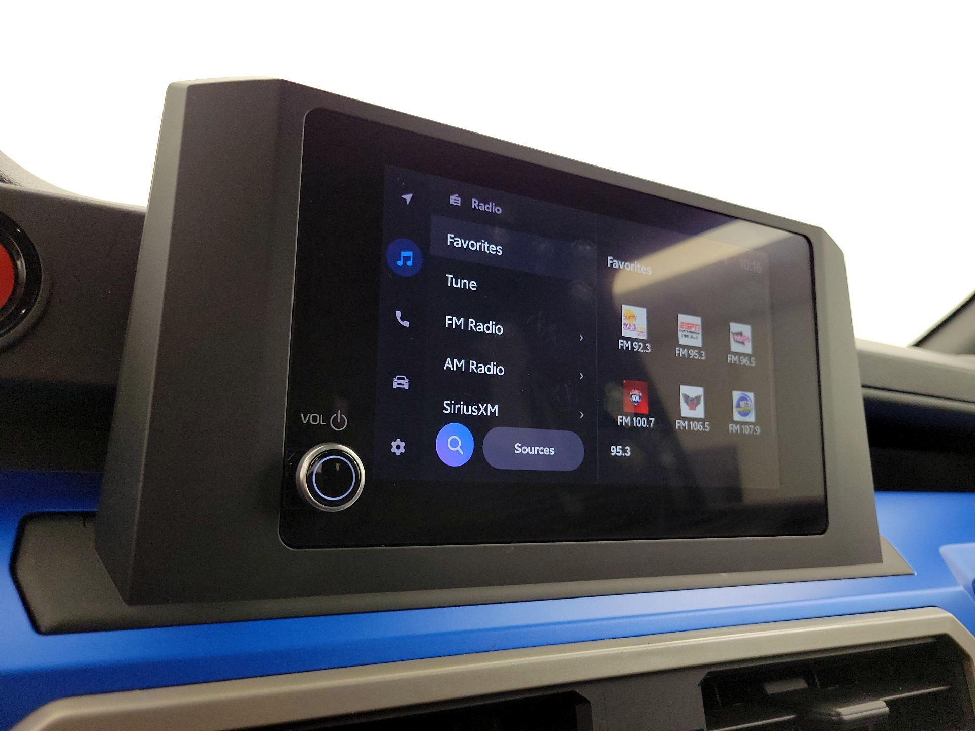 Thumbnail: 2024 Toyota Tacoma - 15