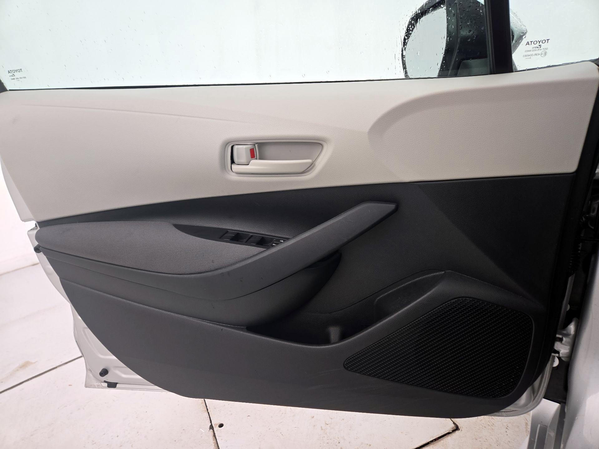 Thumbnail: 2025 Toyota Corolla - 12