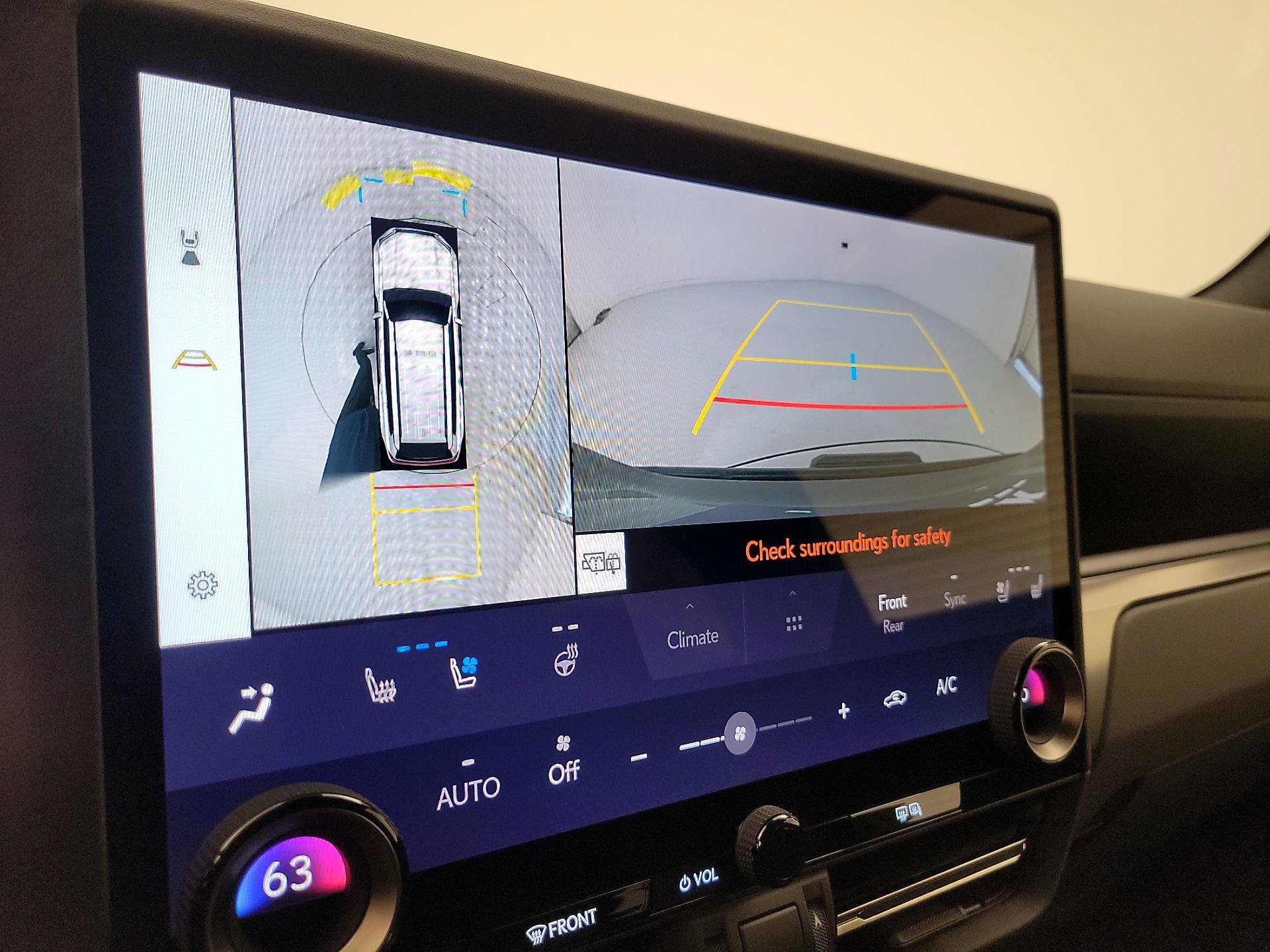 Thumbnail: 2024 Lexus GX - 14