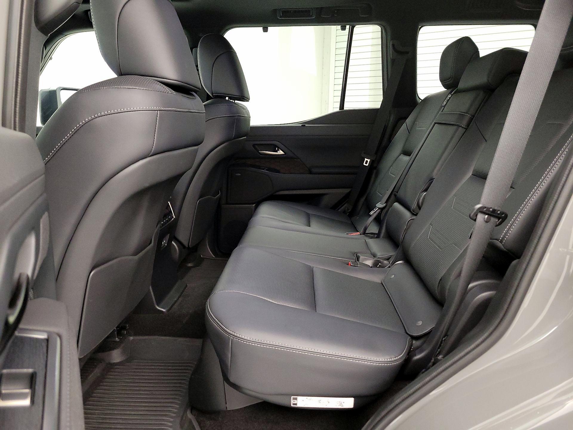 Thumbnail: 2024 Lexus GX - 20