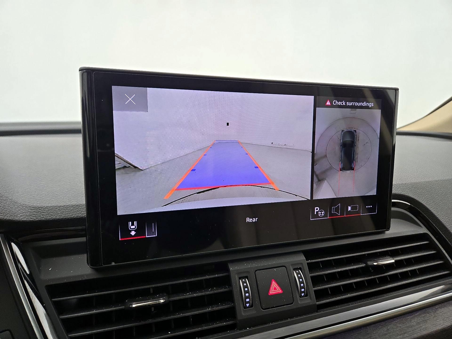 Thumbnail: 2023 Audi Q5 - 15