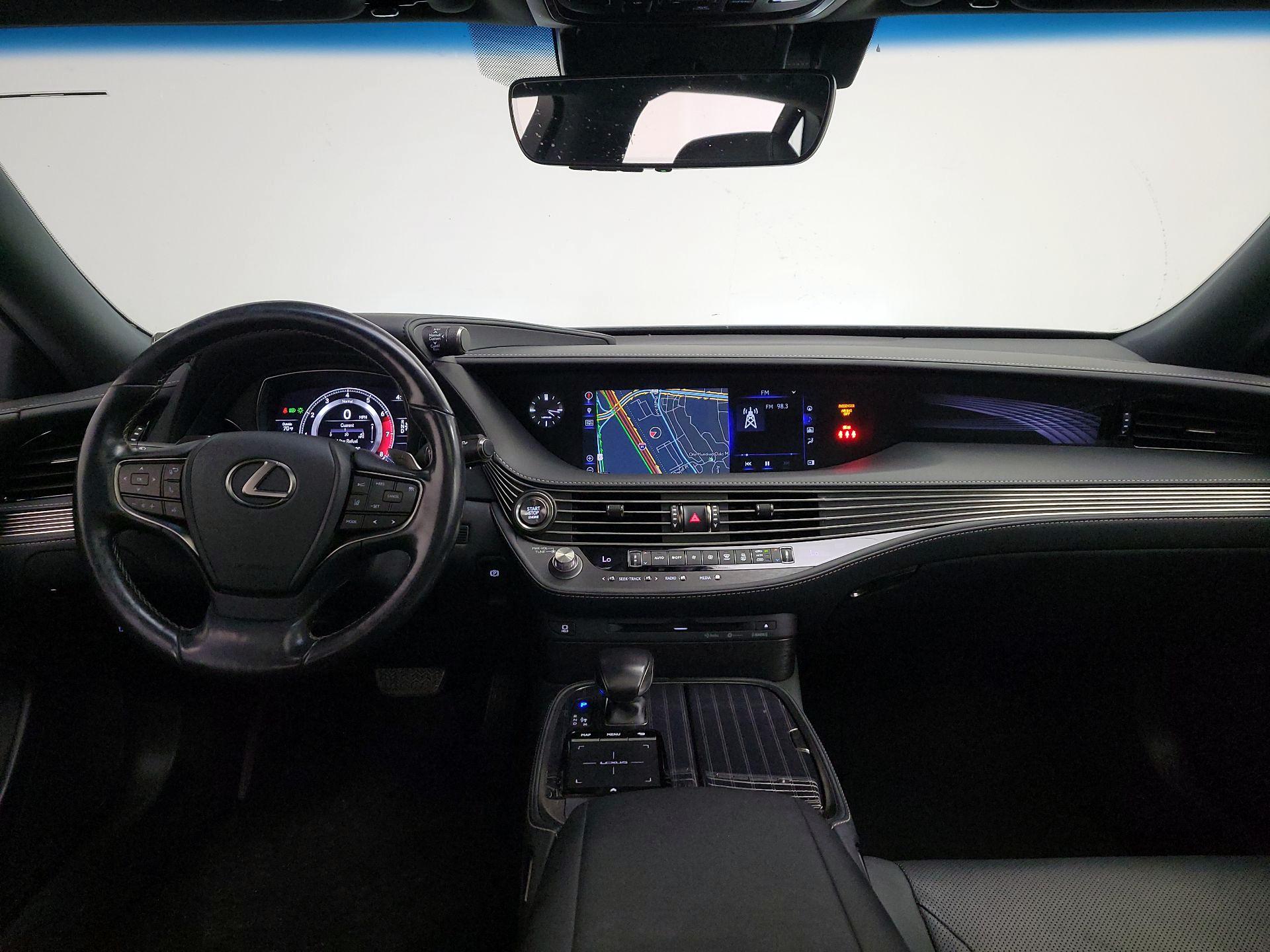 Thumbnail: 2019 Lexus LS - 9