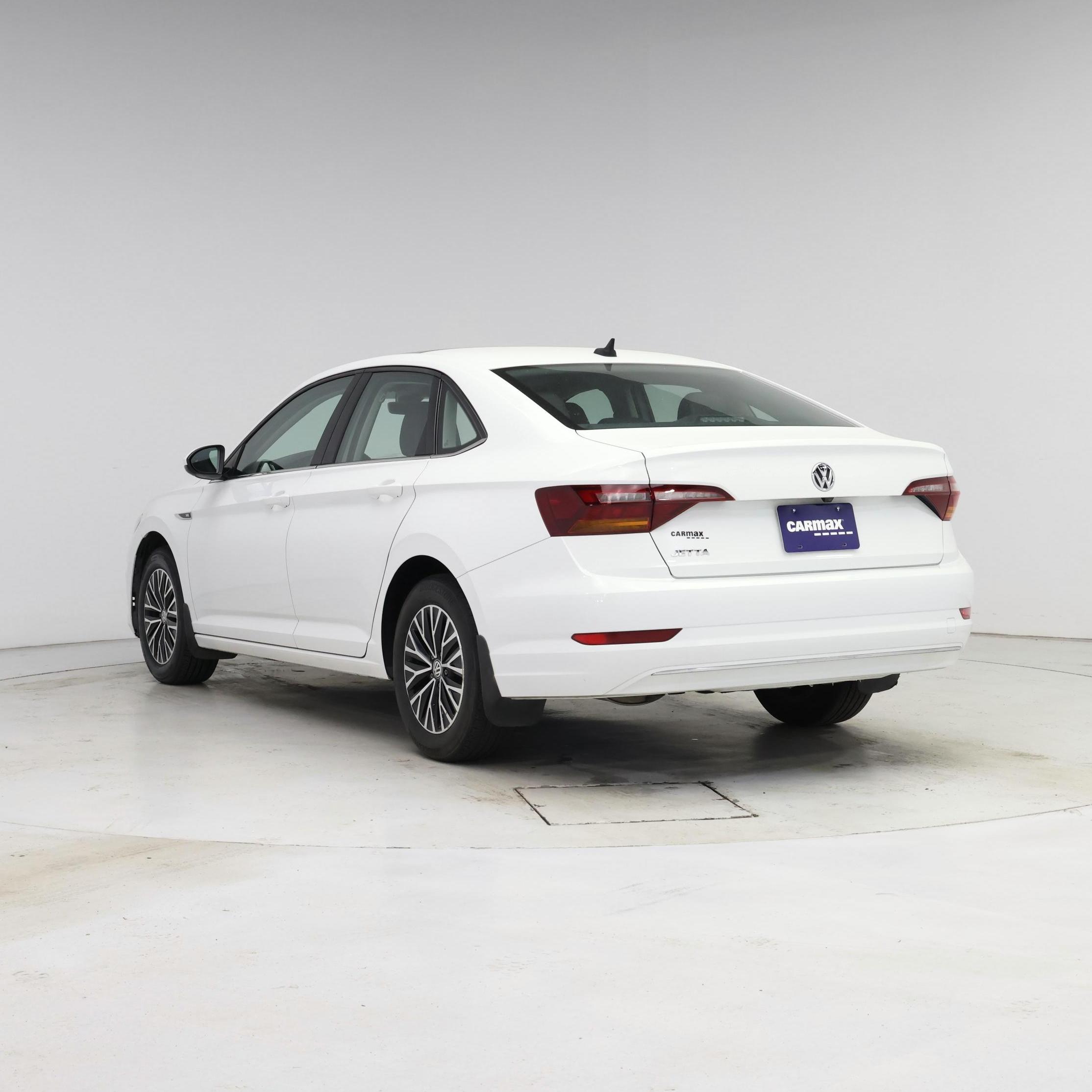 Thumbnail: 2019 Volkswagen Jetta - 2