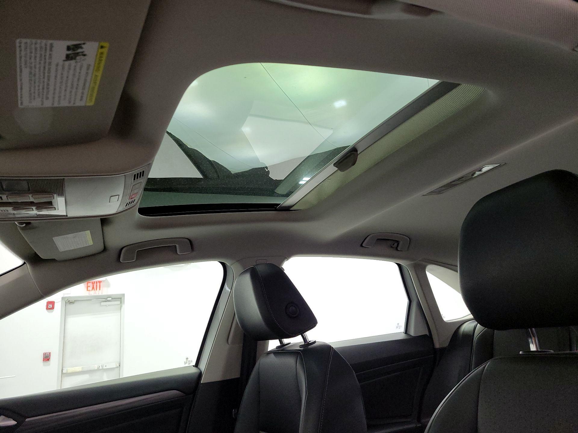 Thumbnail: 2019 Volkswagen Jetta - 19