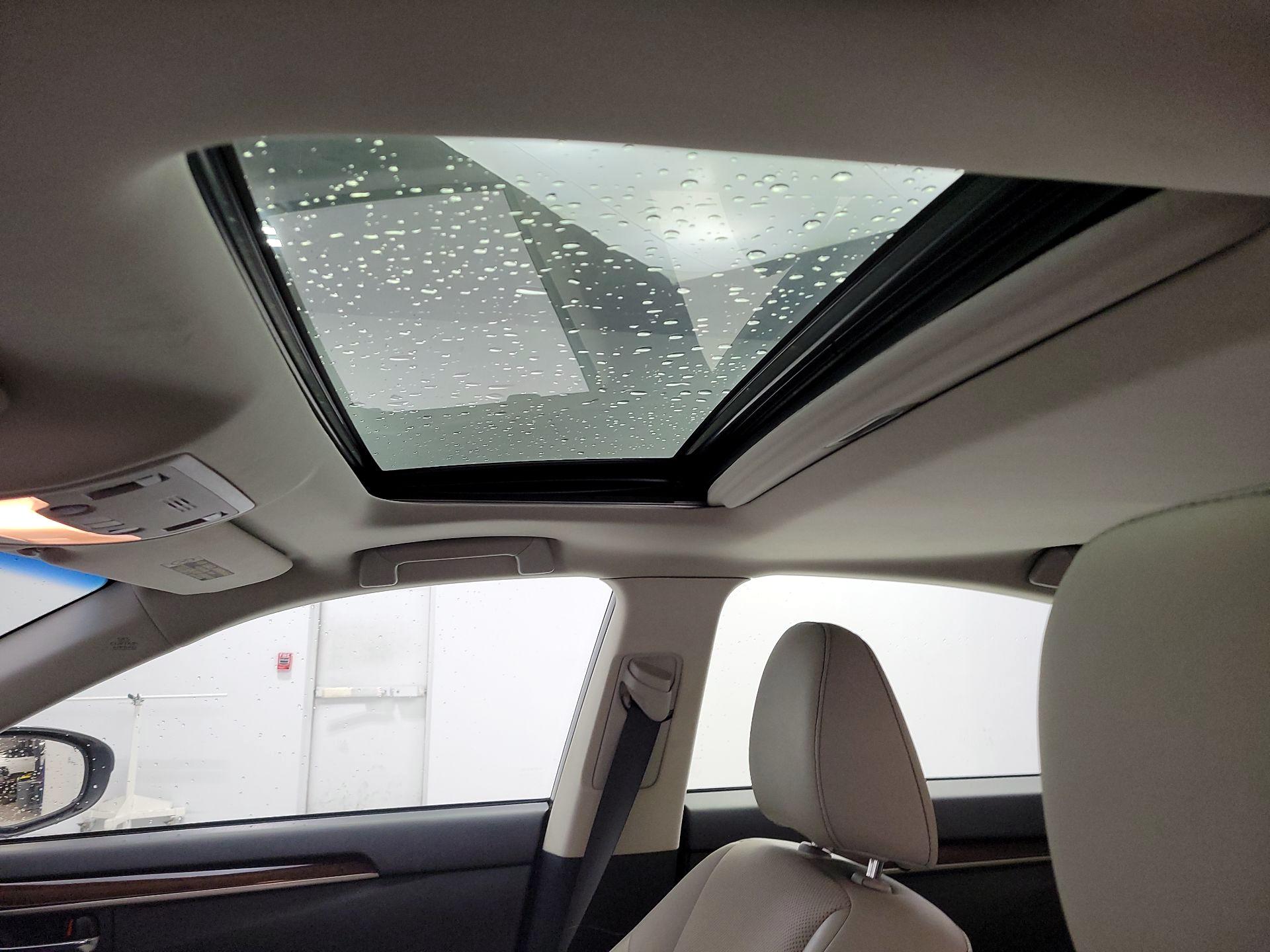 Thumbnail: 2014 Lexus ES - 19