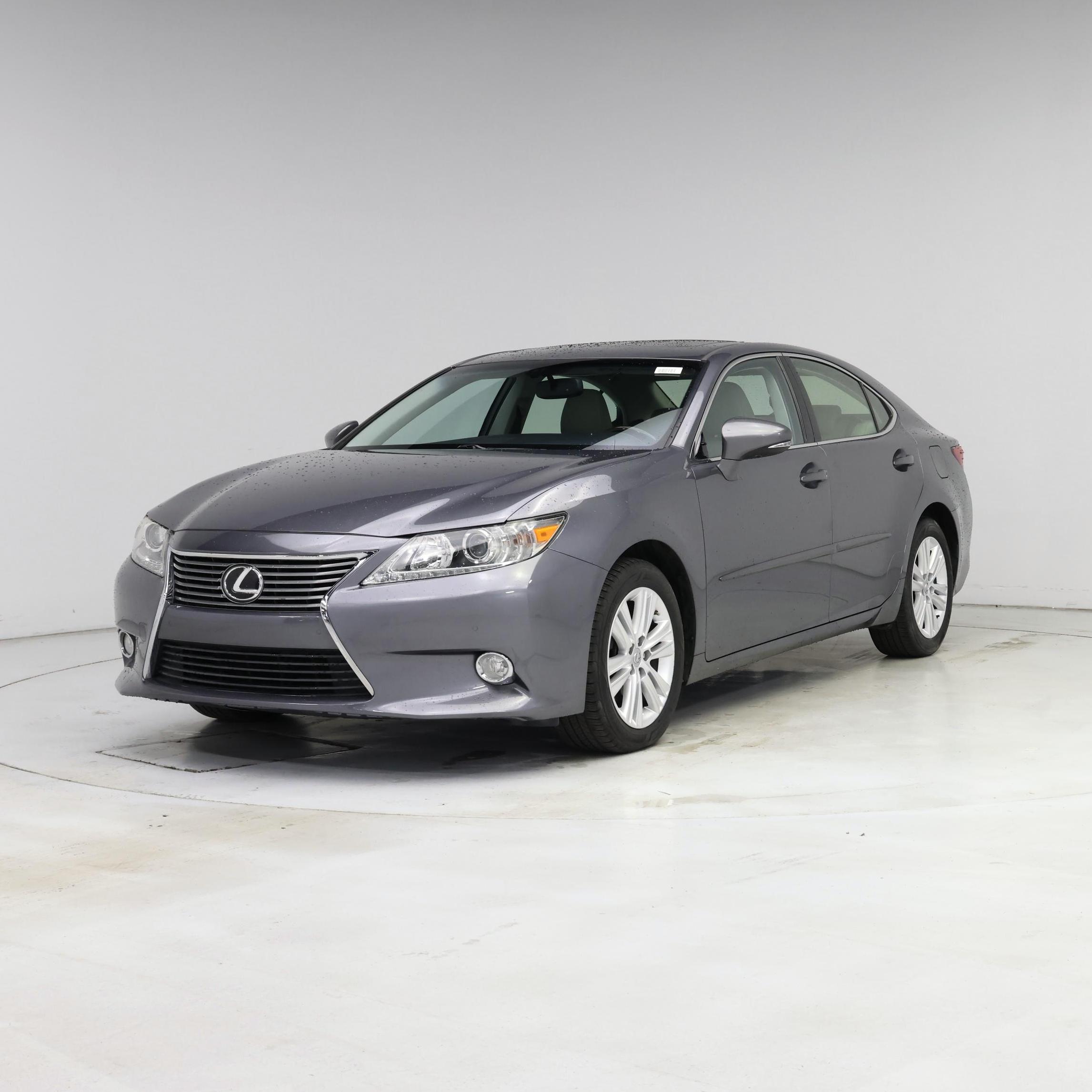 Thumbnail: 2014 Lexus ES - 4