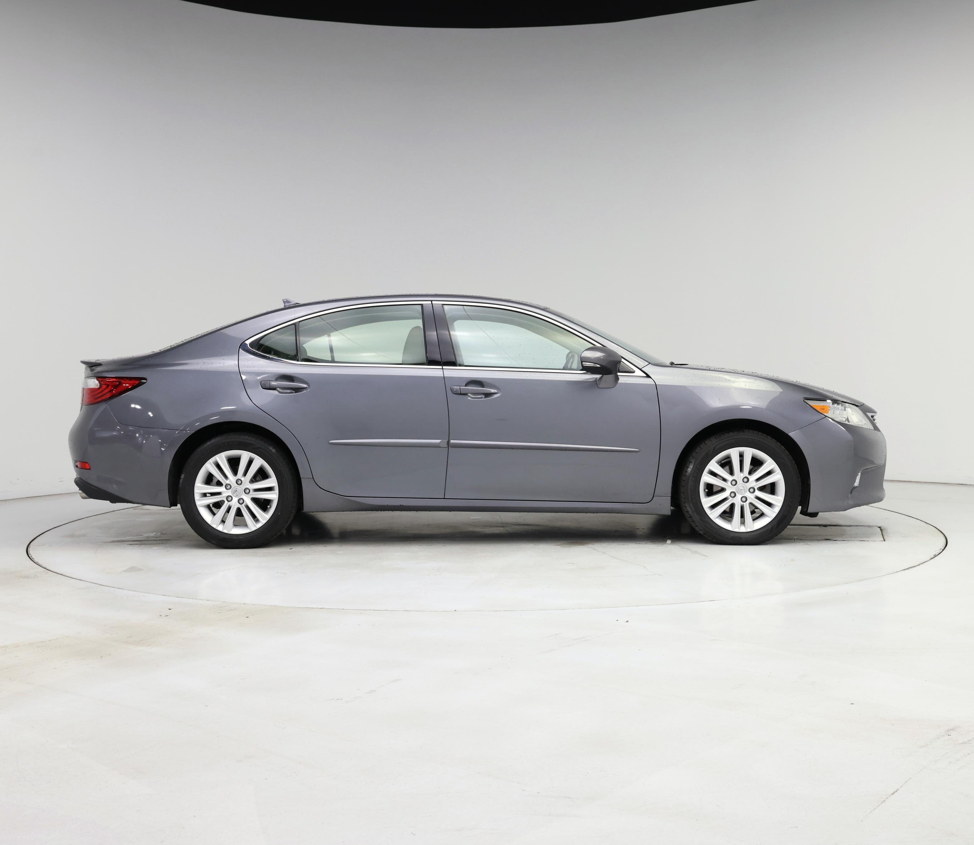 Thumbnail: 2014 Lexus ES - 7