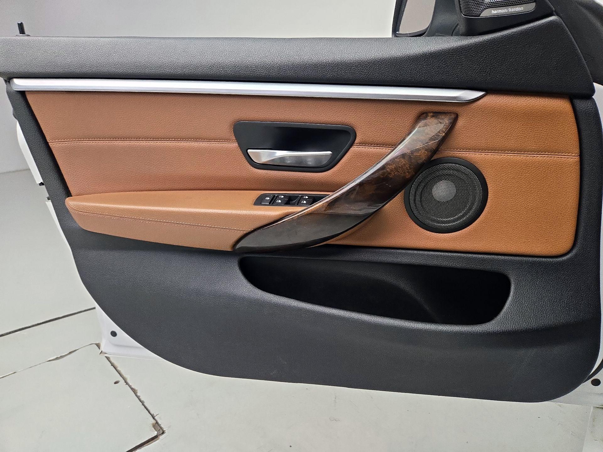 Thumbnail: 2016 BMW 4 Series - 12