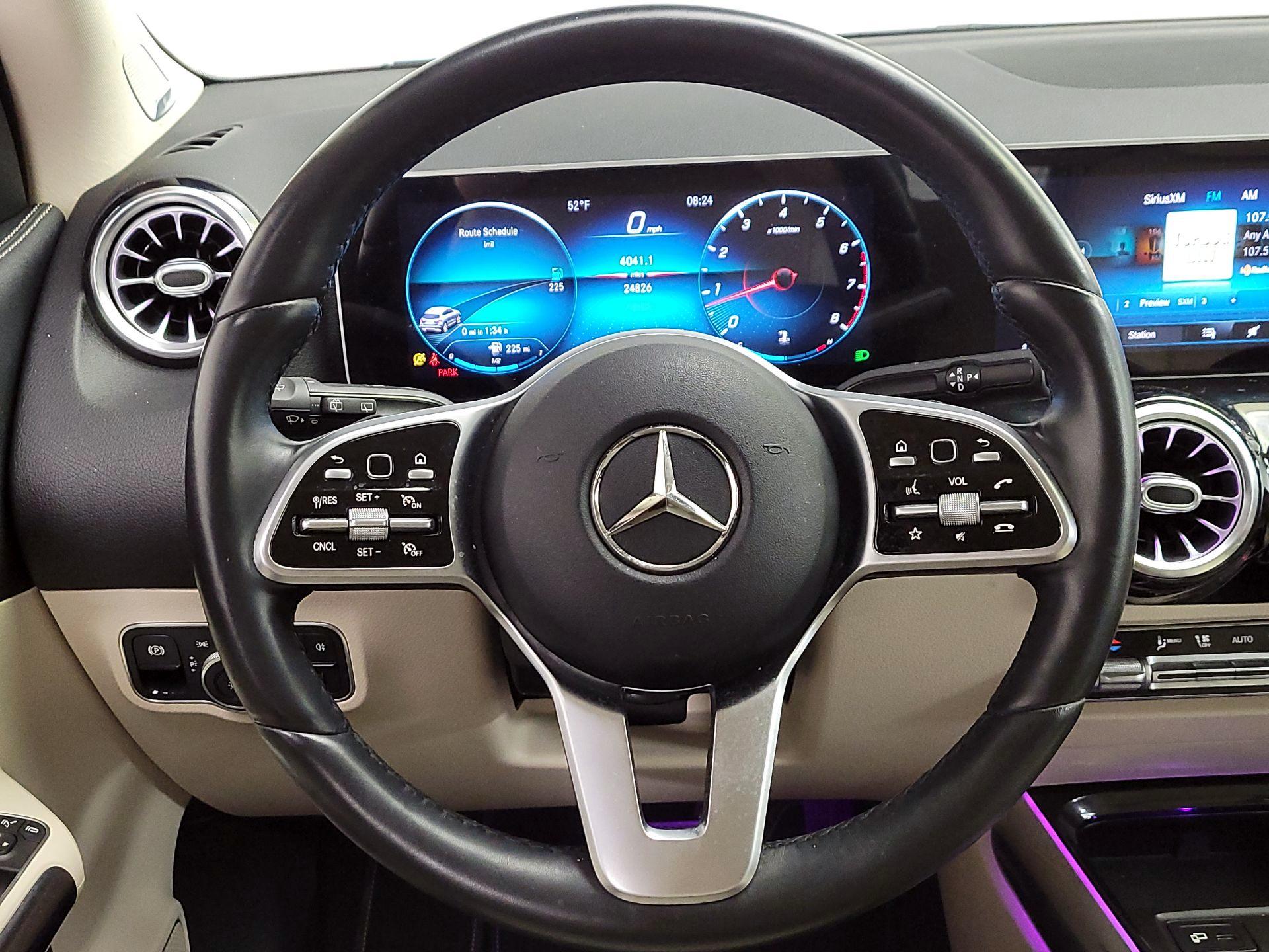 Thumbnail: 2021 Mercedes-Benz GLA - 10