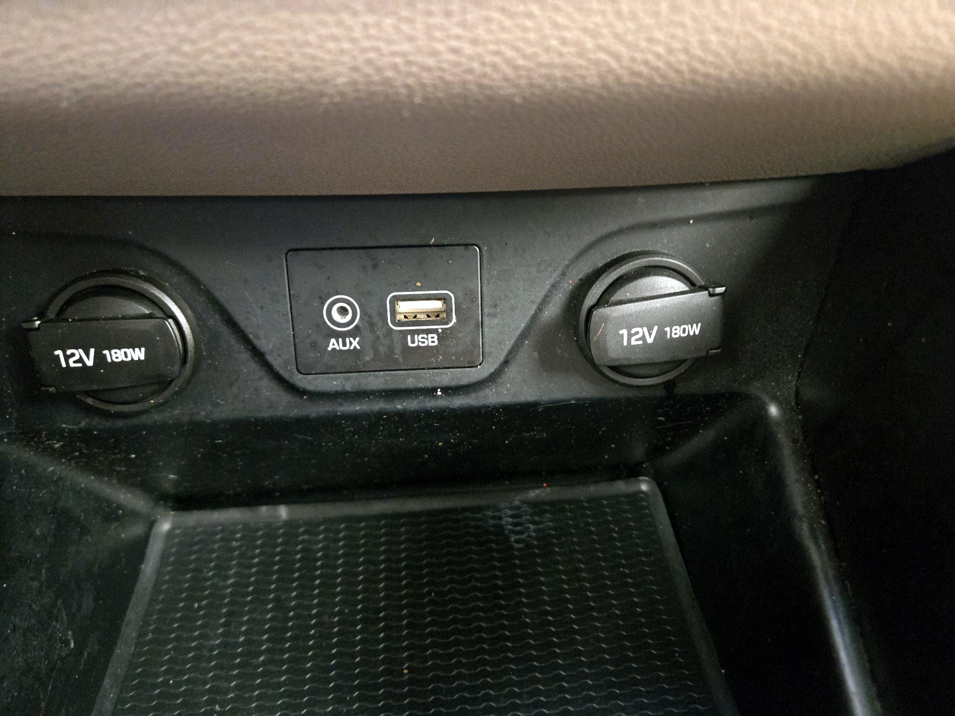 Thumbnail: 2016 Hyundai Tucson - 19