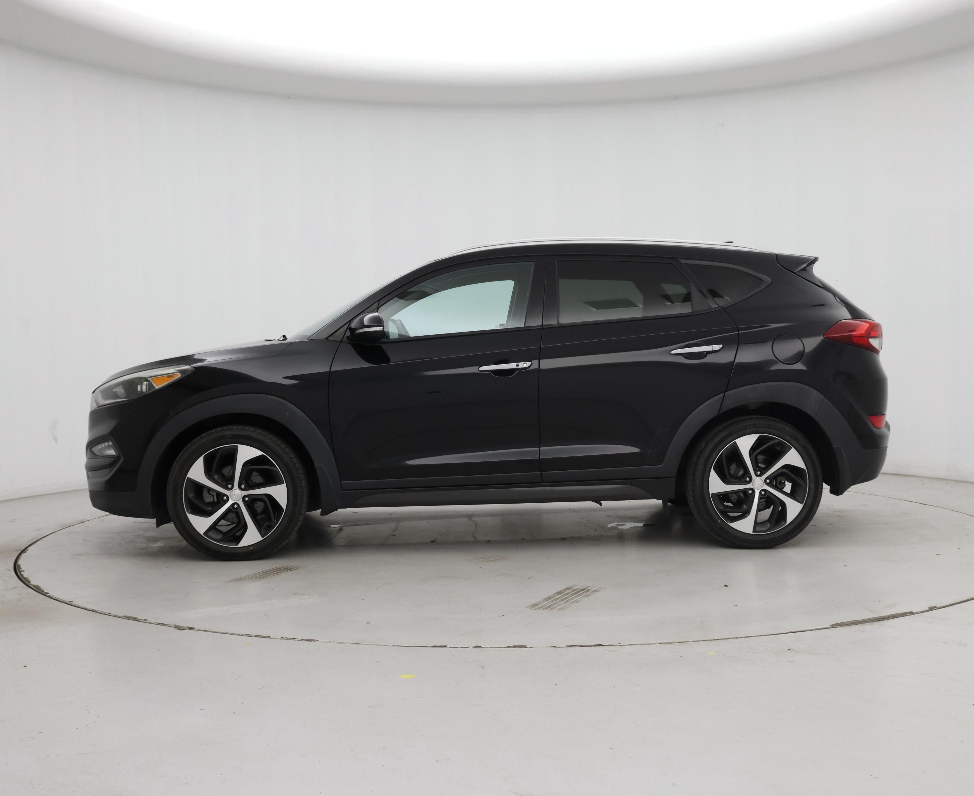 Thumbnail: 2016 Hyundai Tucson - 3