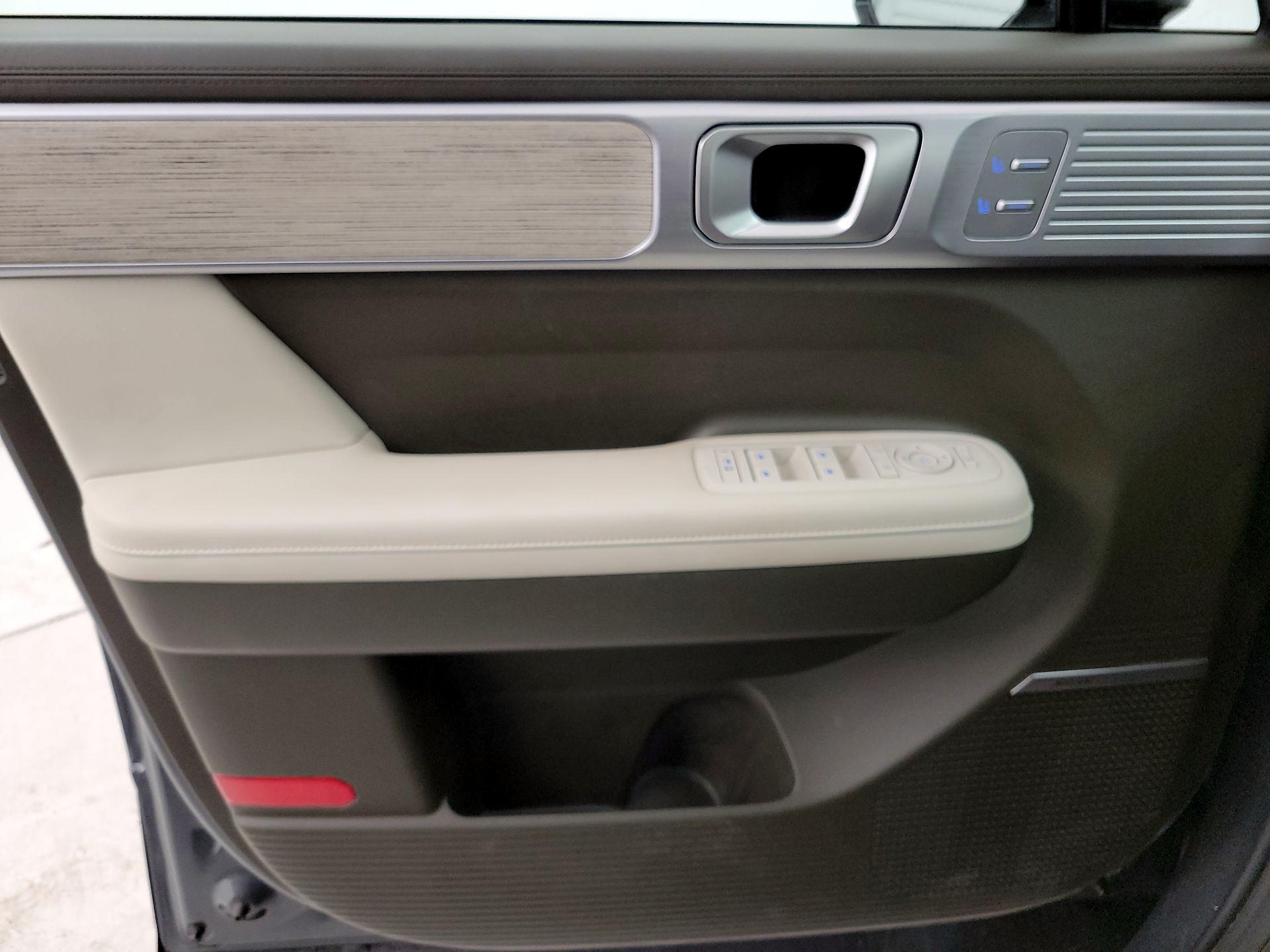 Thumbnail: 2024 Hyundai Santa Fe - 12