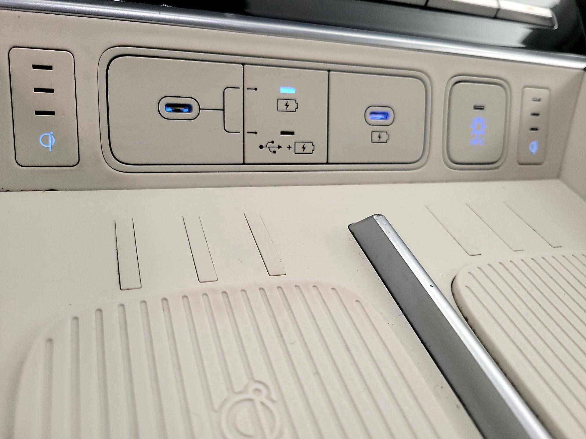 Thumbnail: 2024 Hyundai Santa Fe - 19