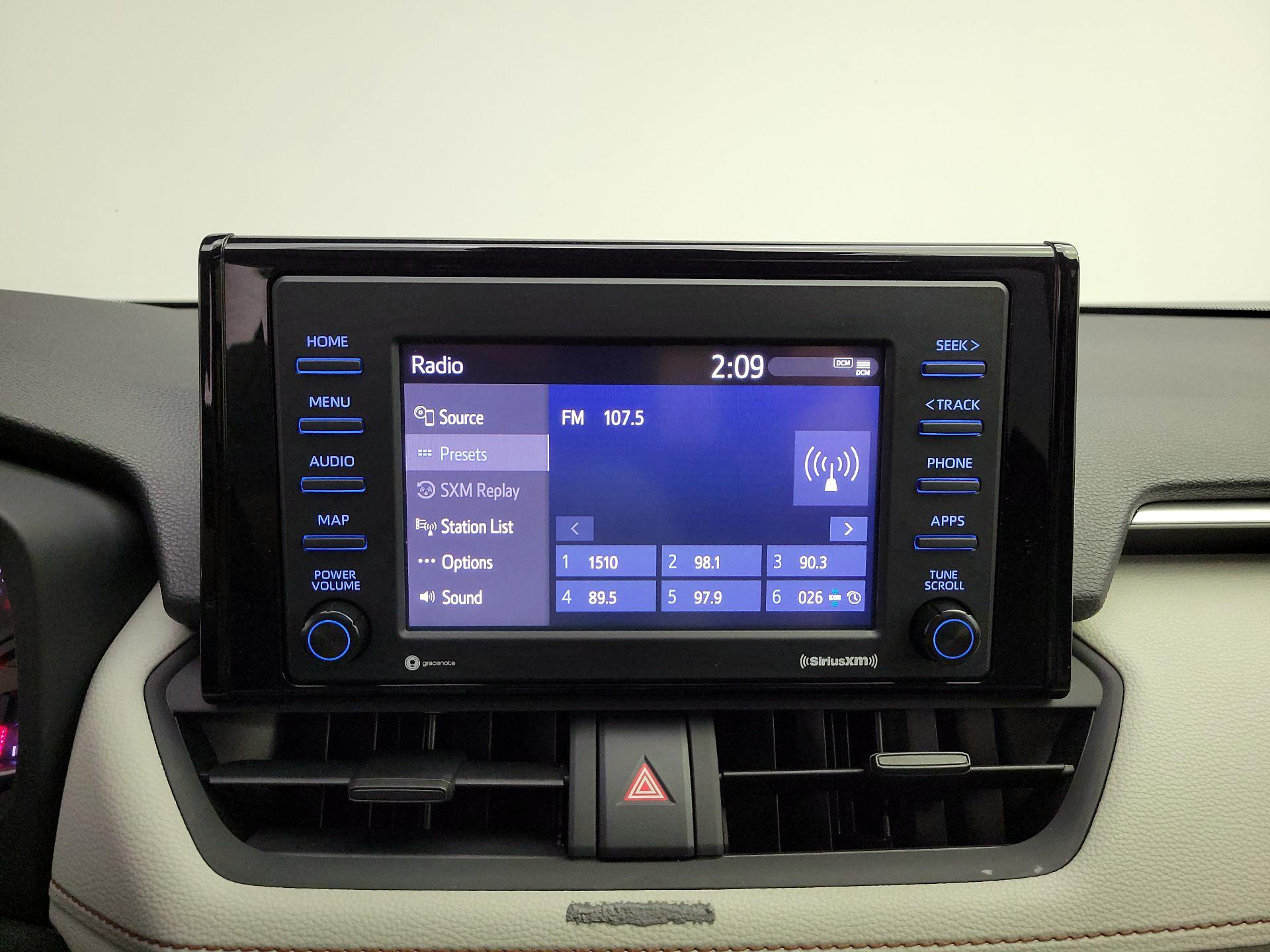 Thumbnail: 2020 Toyota RAV4 - 16