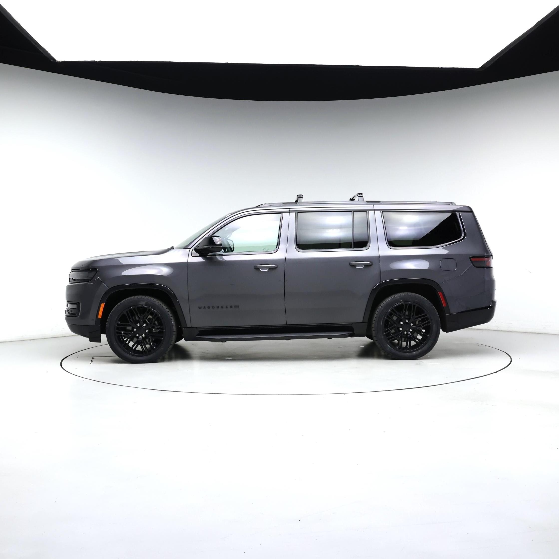 Thumbnail: 2023 Jeep Wagoneer - 3