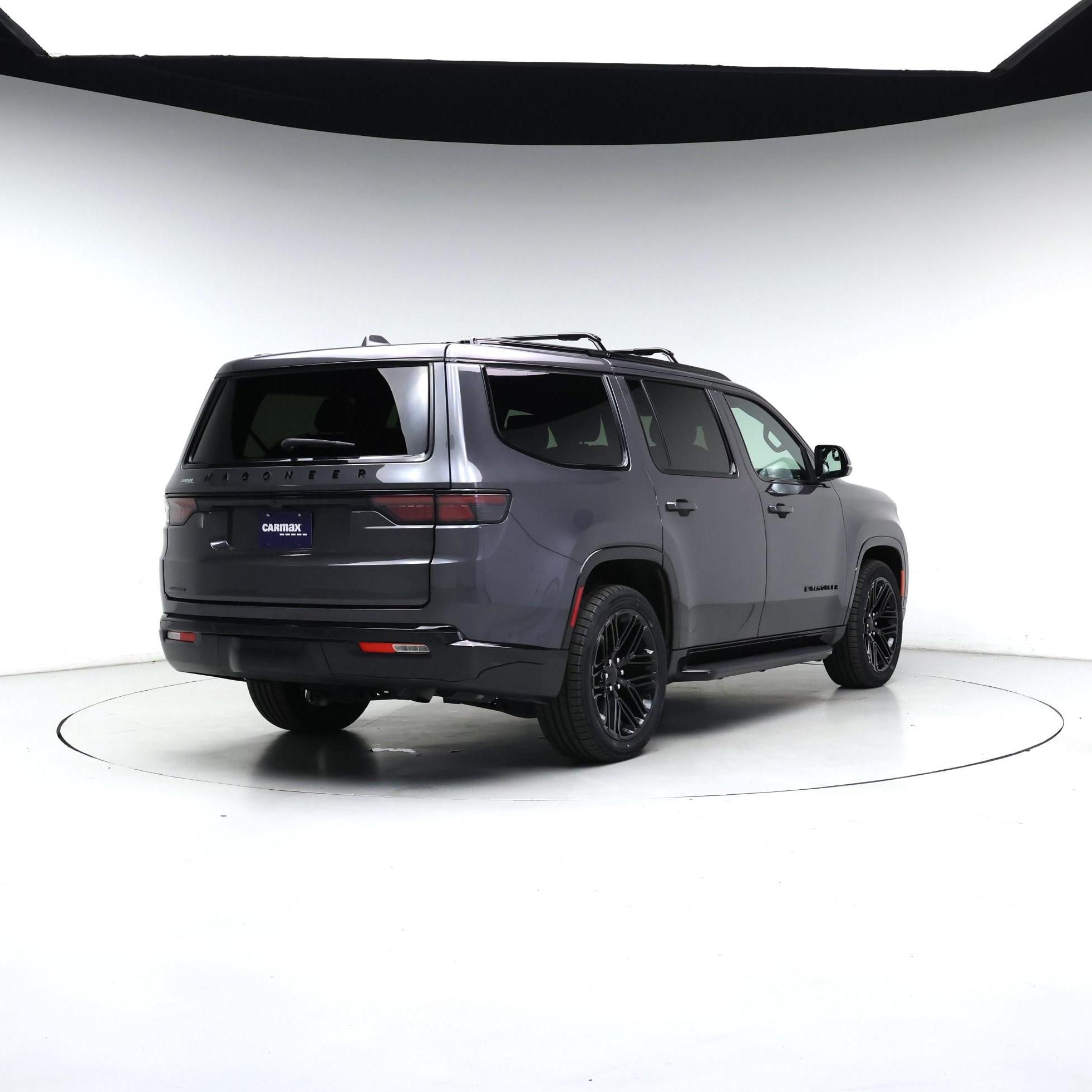Thumbnail: 2023 Jeep Wagoneer - 8