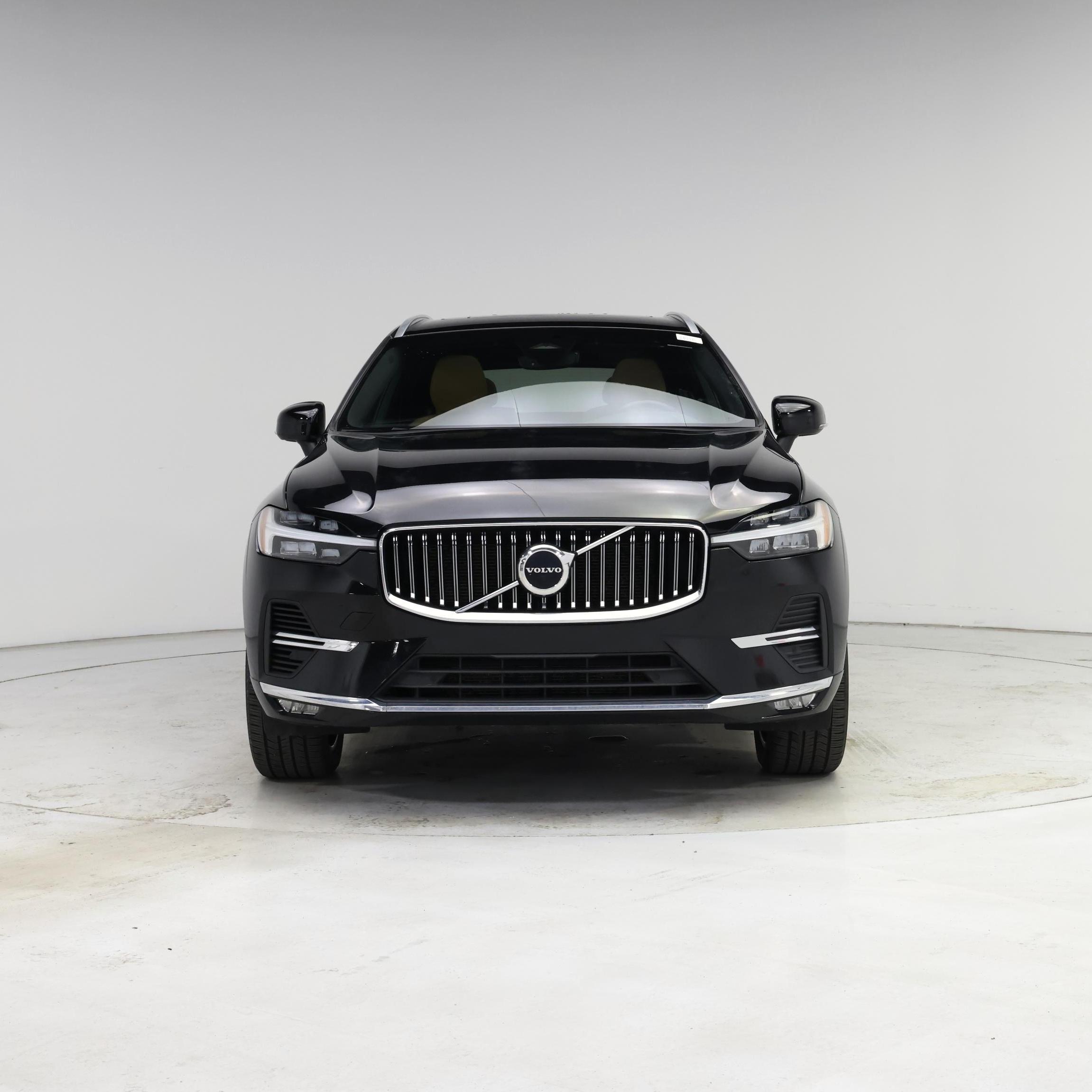 Thumbnail: 2022 Volvo XC60 - 5