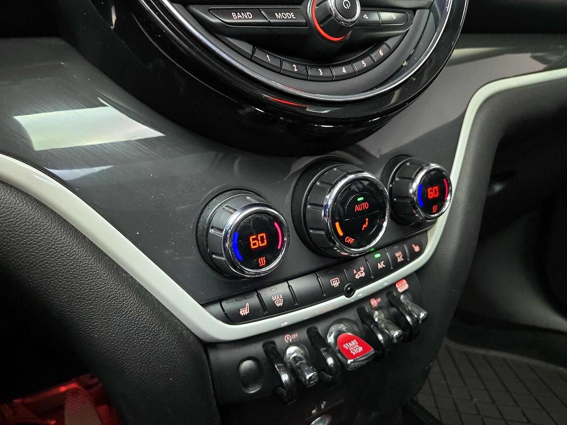 Thumbnail: 2020 MINI Cooper Countryman - 17