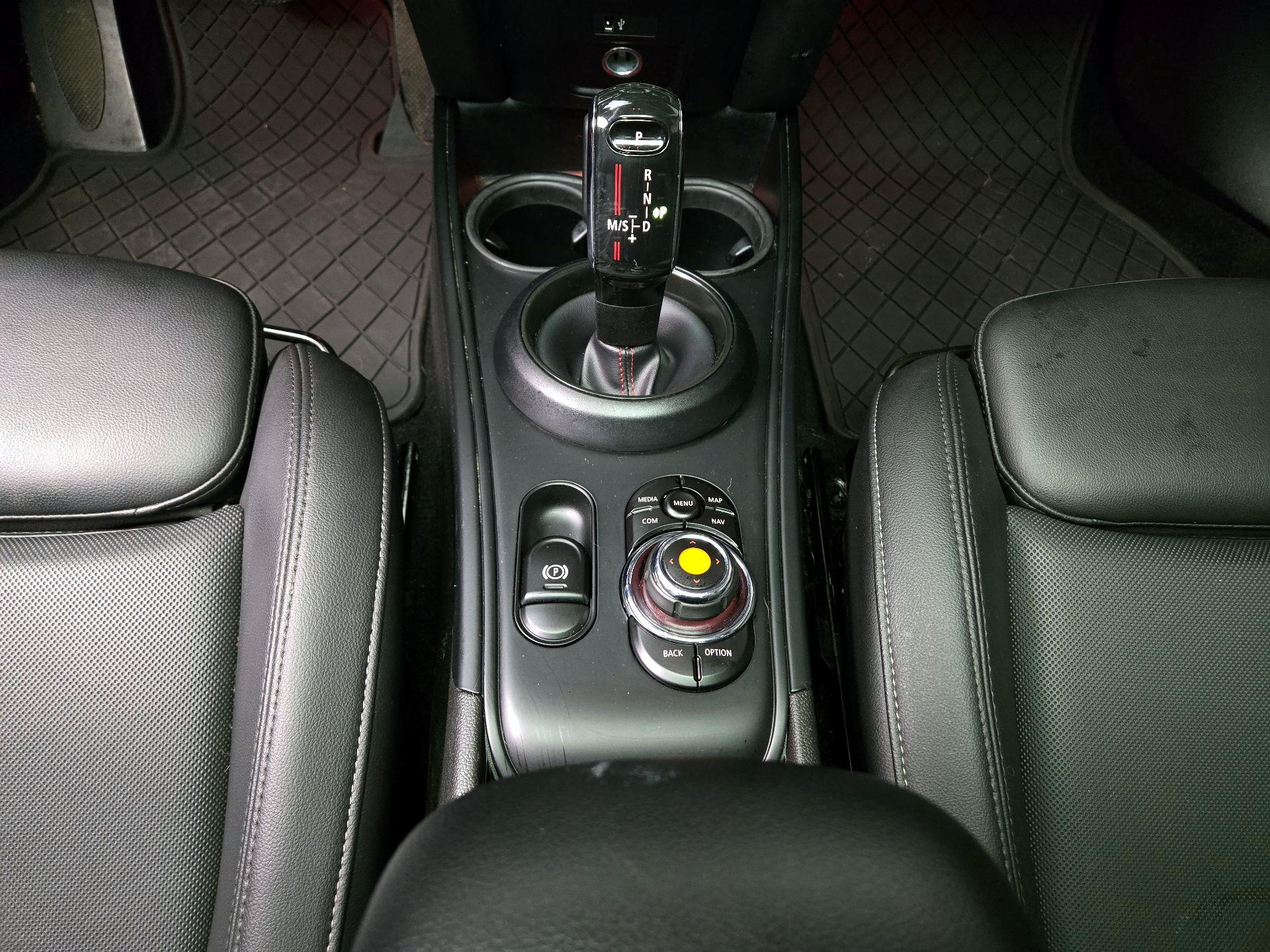 Thumbnail: 2020 MINI Cooper Countryman - 18